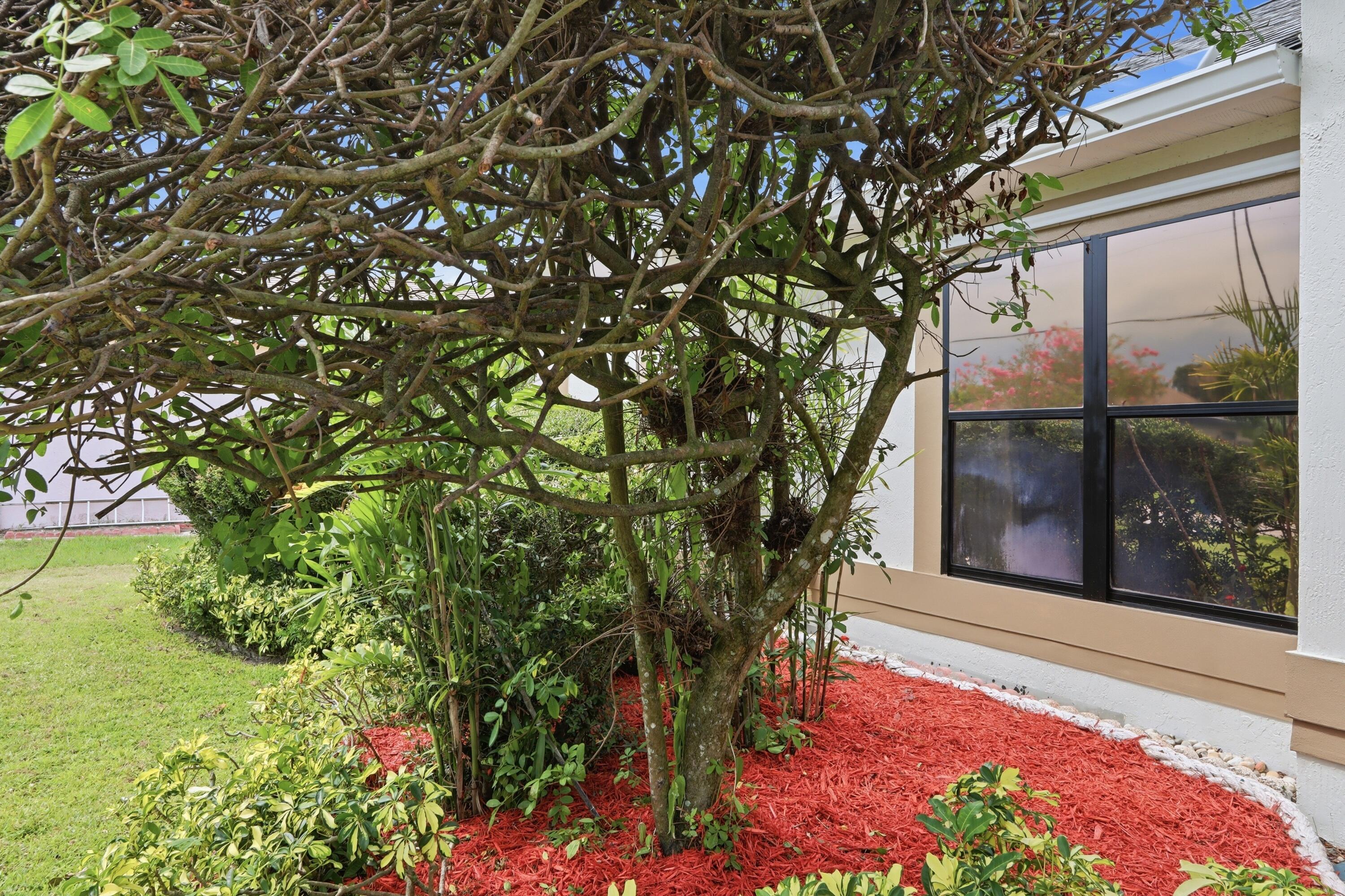 383 SE Whitmore Drive, Port St. Lucie