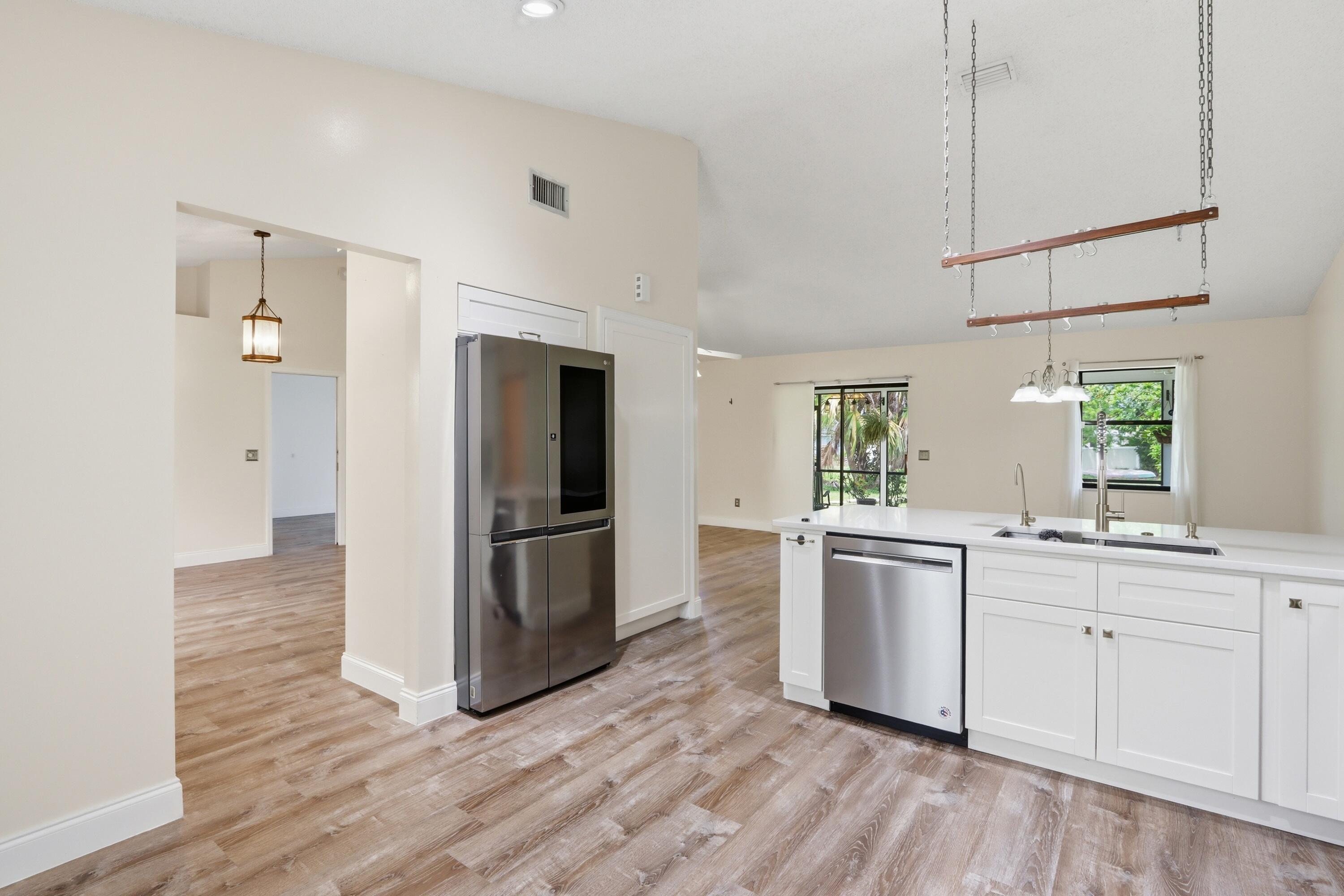 383 SE Whitmore Drive, Port St. Lucie