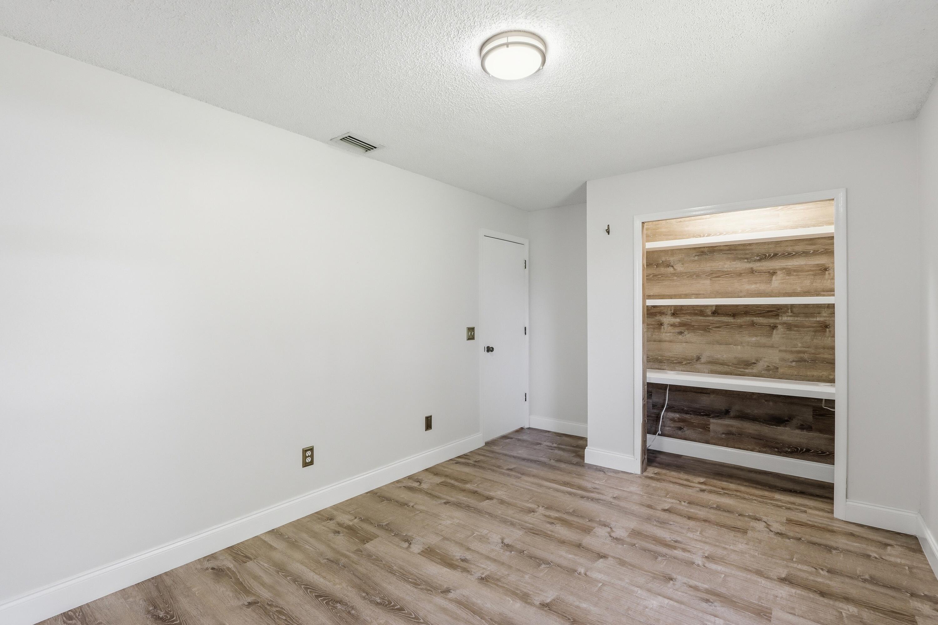 383 SE Whitmore Drive, Port St. Lucie