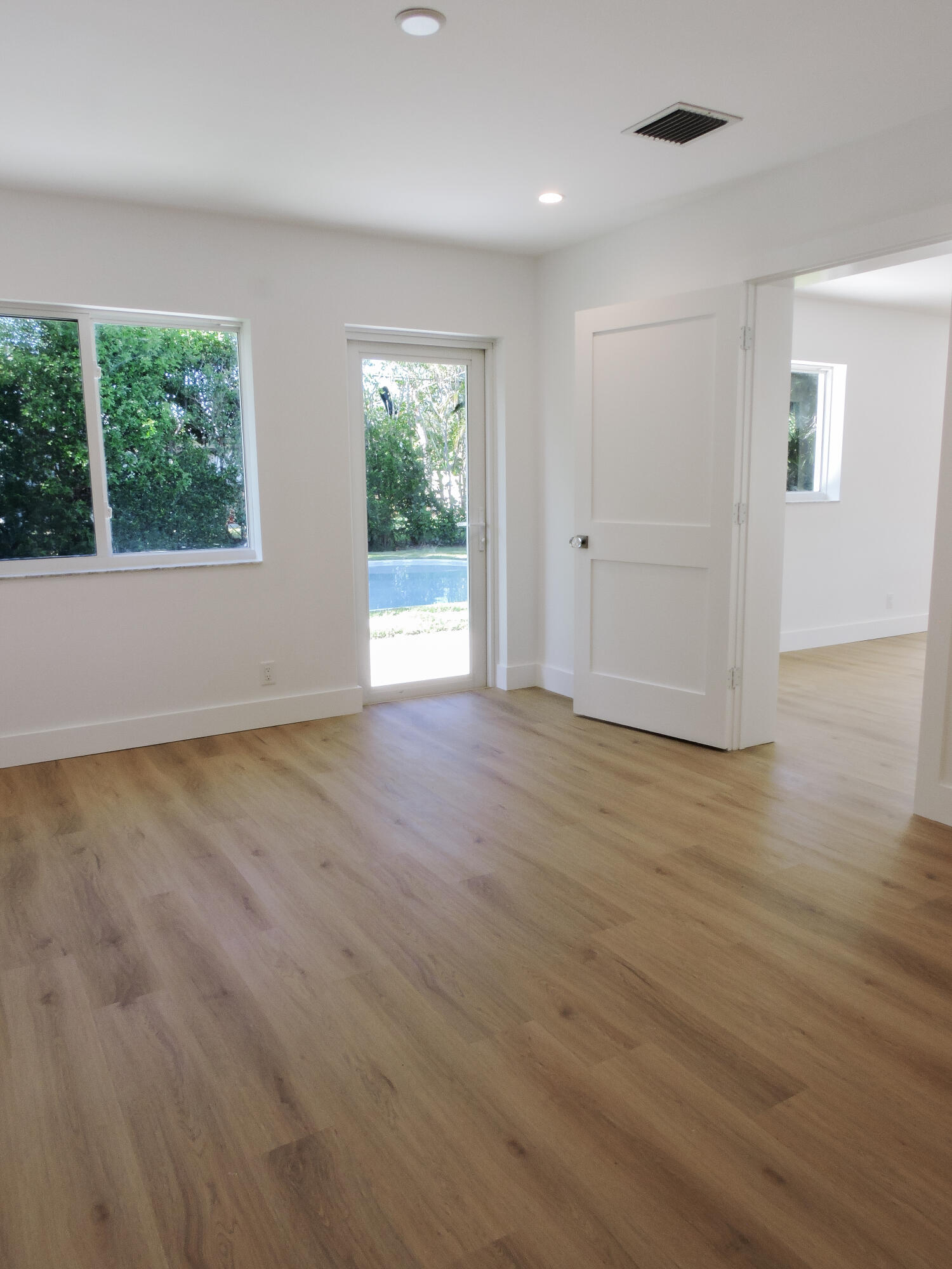 407 Anchorage Lane