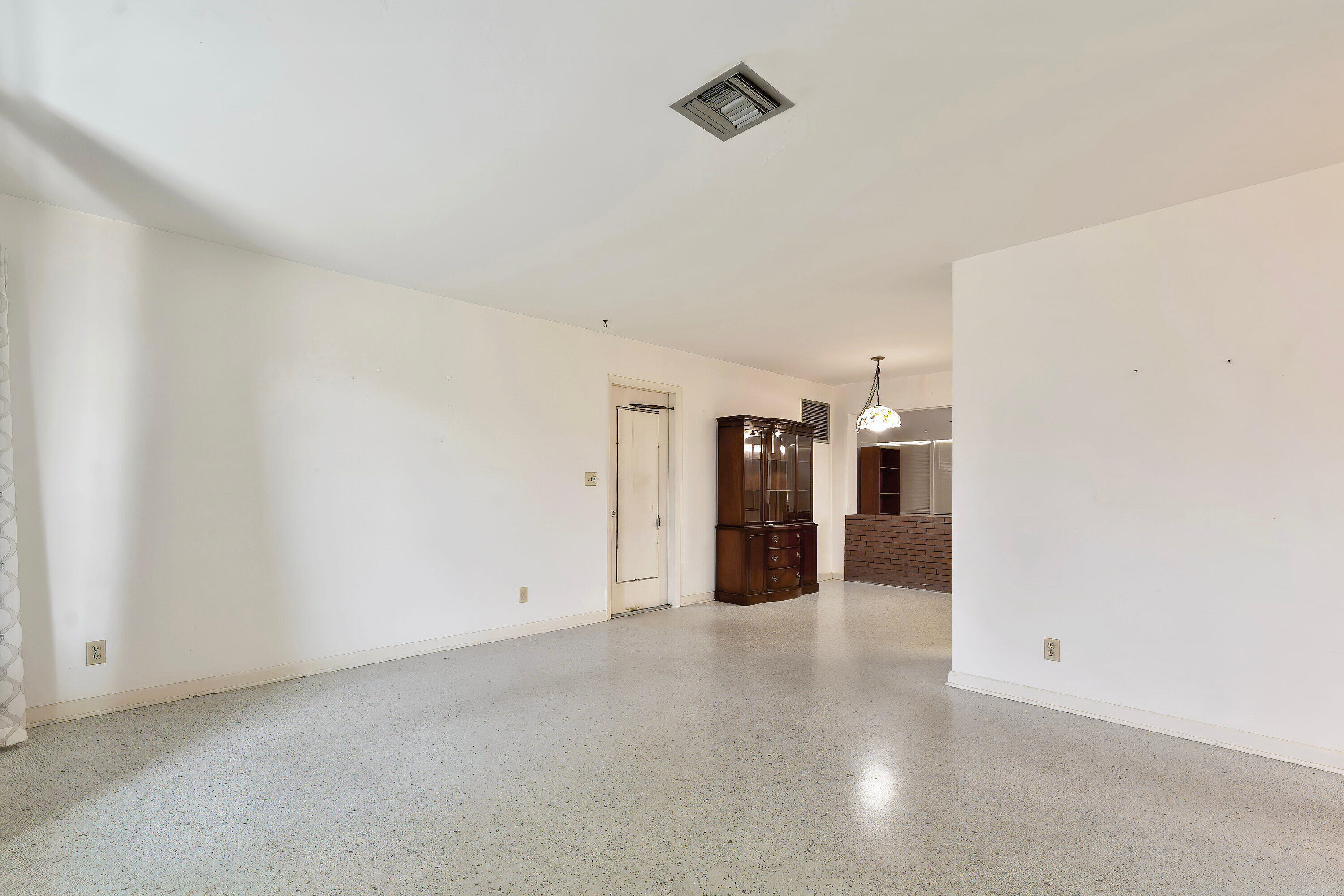 541 Ebbtide Drive