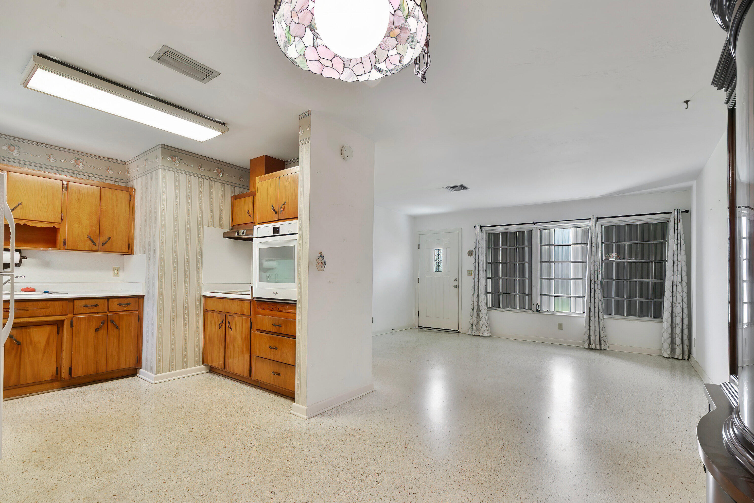 541 Ebbtide Drive