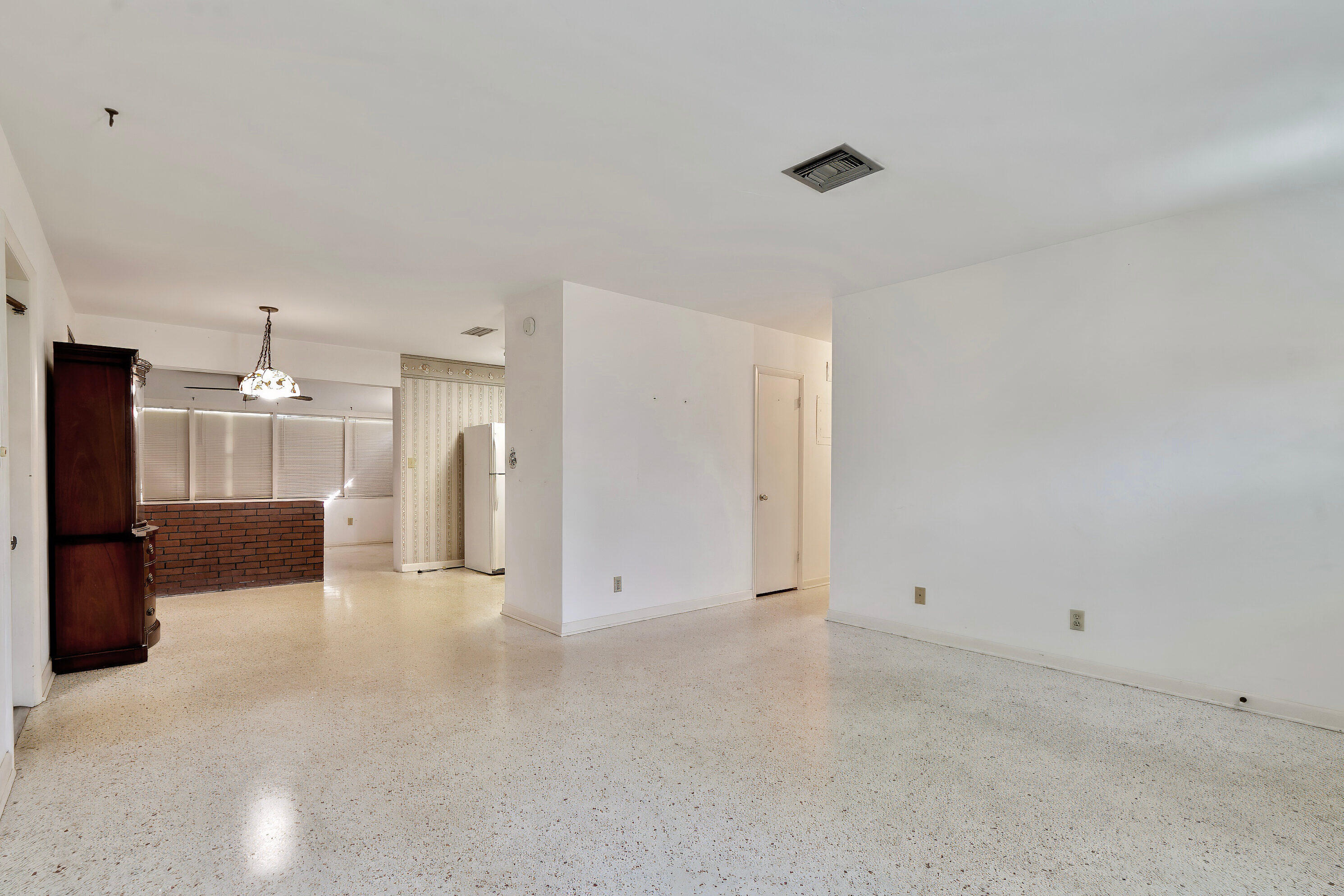 541 Ebbtide Drive