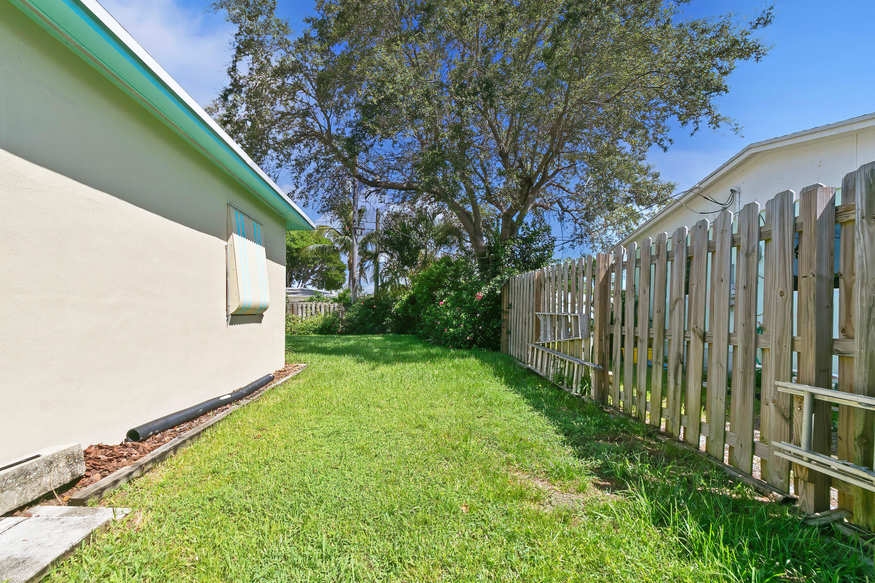 541 Ebbtide Drive