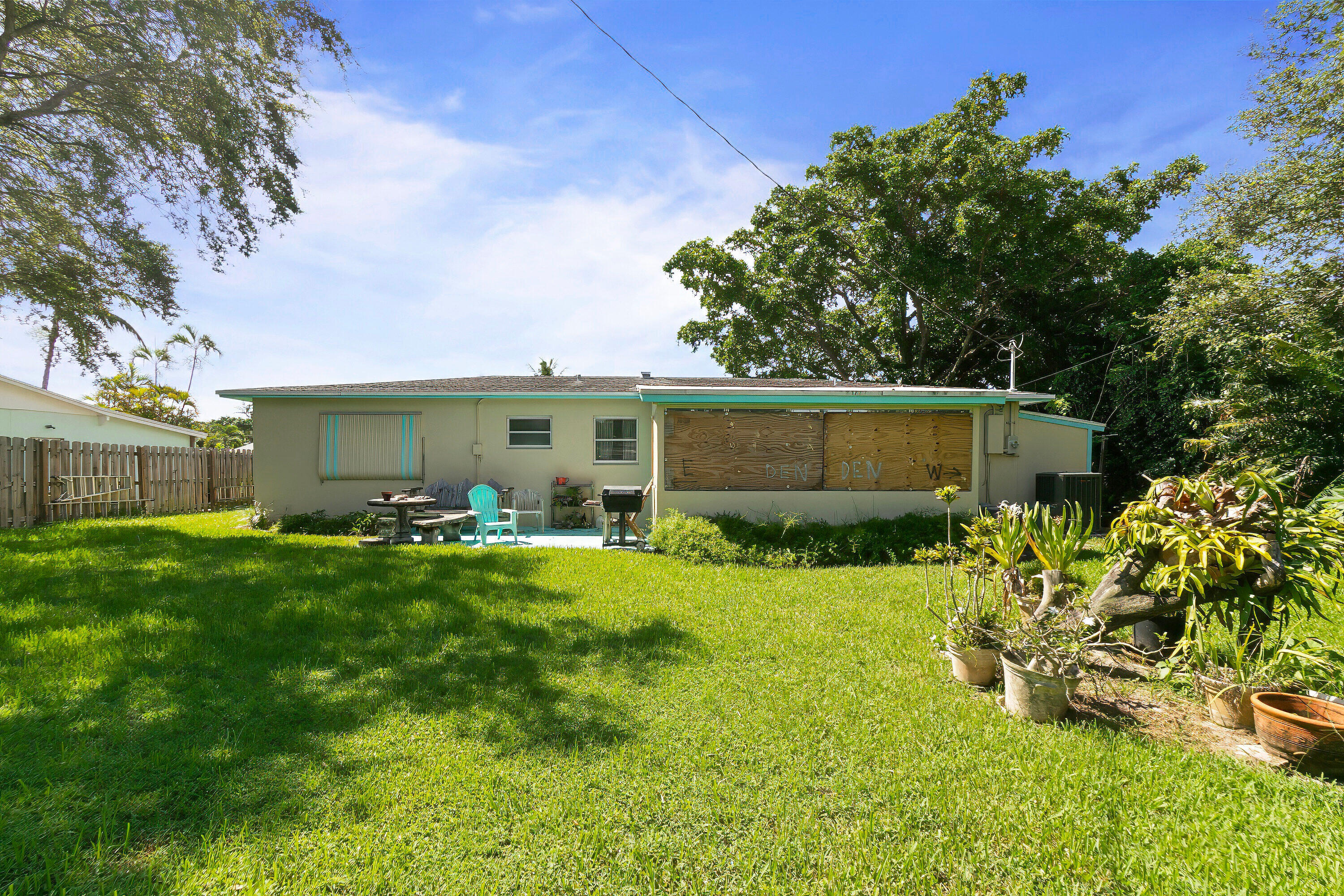 541 Ebbtide Drive