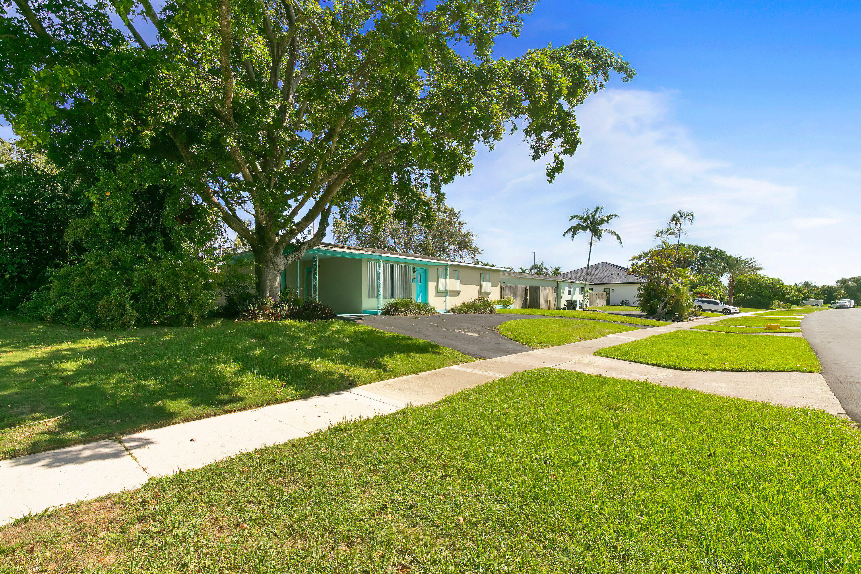 541 Ebbtide Drive