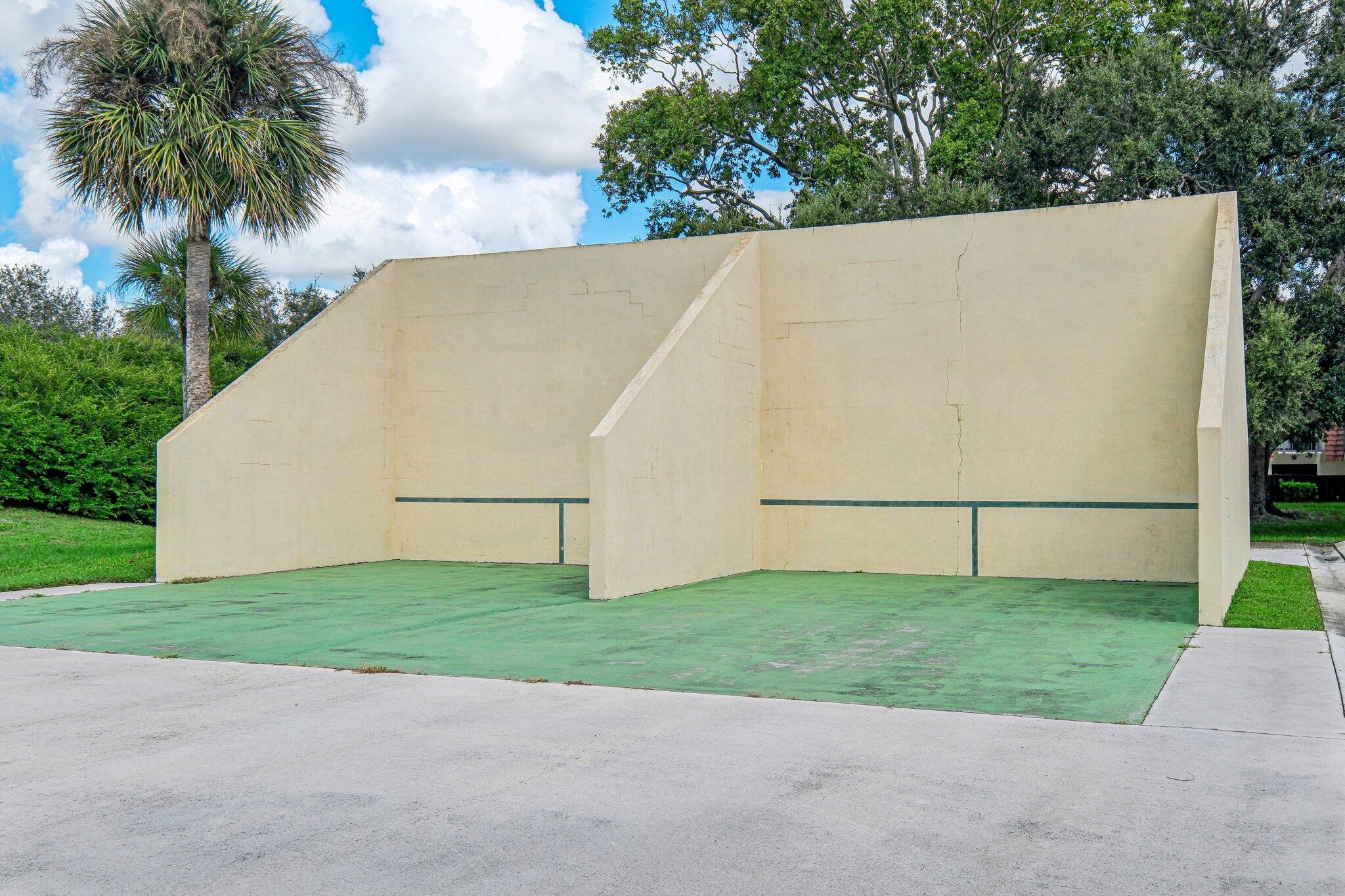 3611 SW Sunset Trace Circle