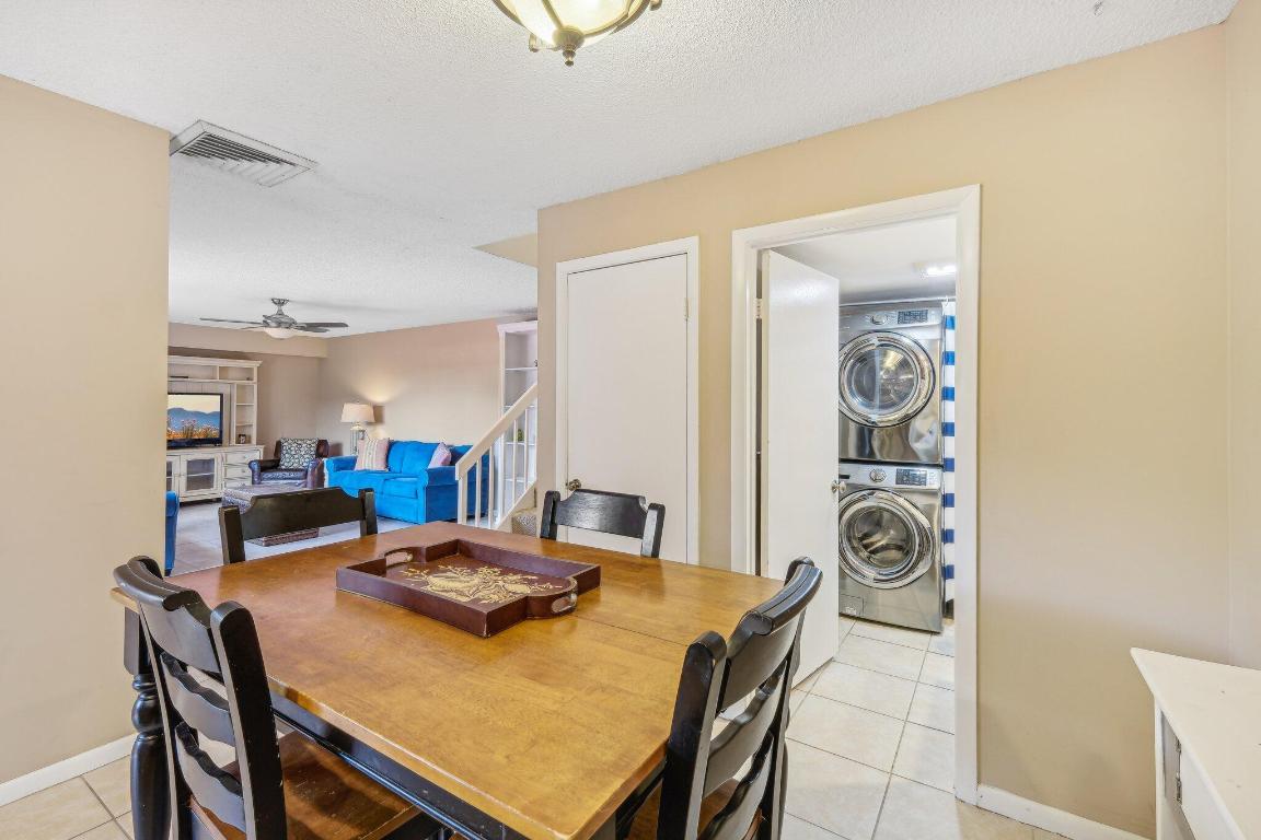 3611 SW Sunset Trace Circle