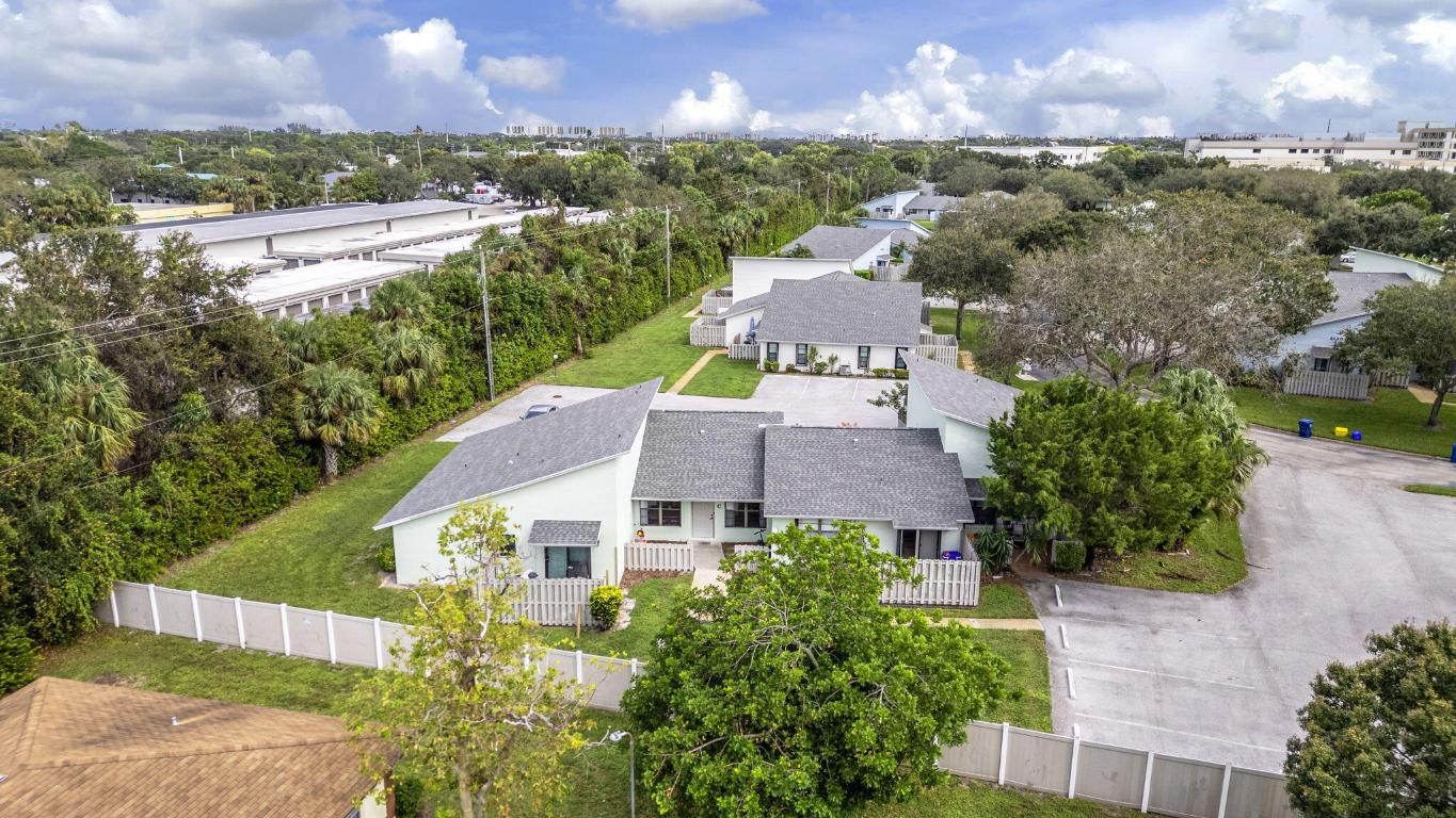 431 Lakes Boulevard 2132c