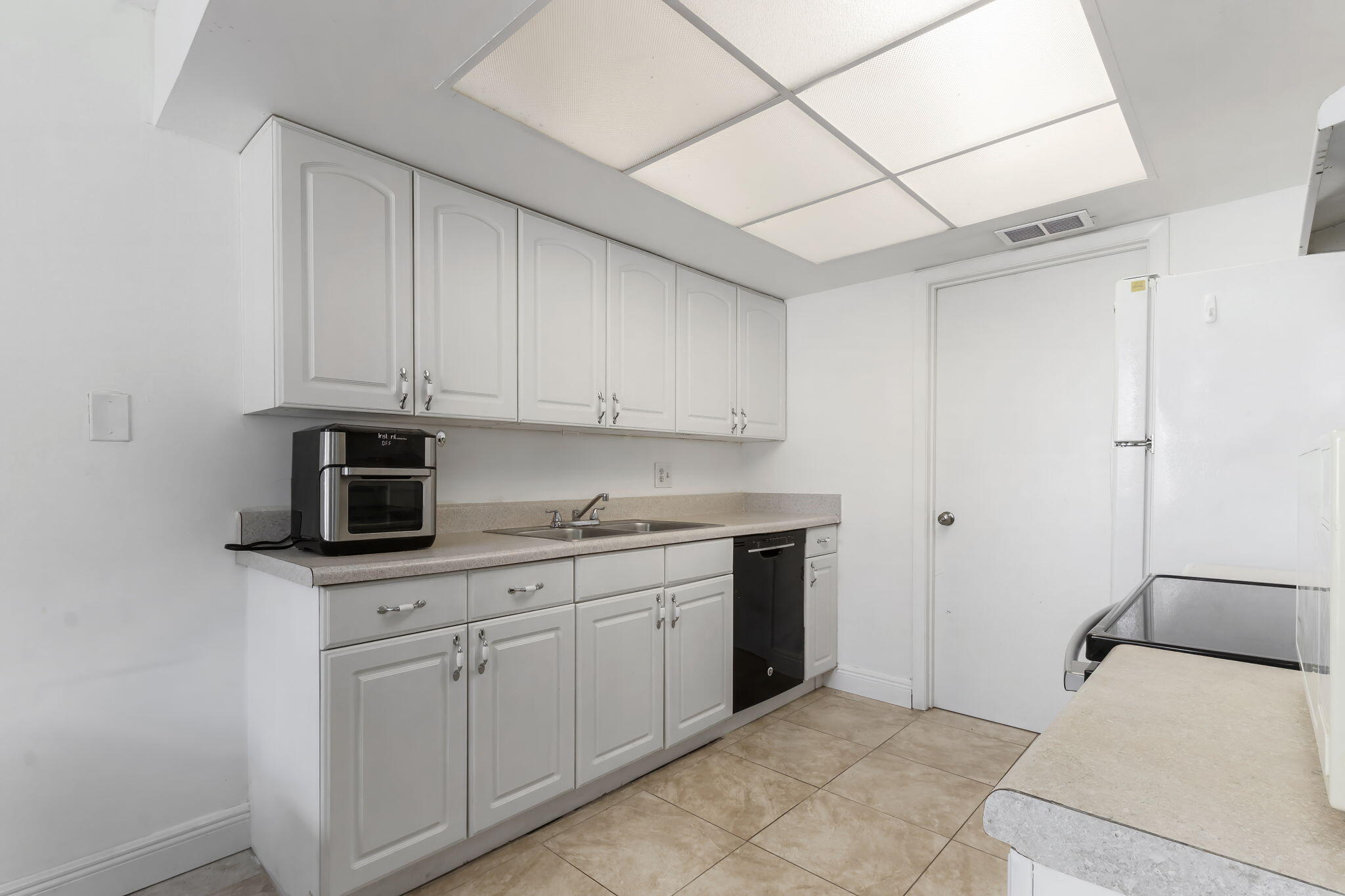 431 Lakes Boulevard 2132c