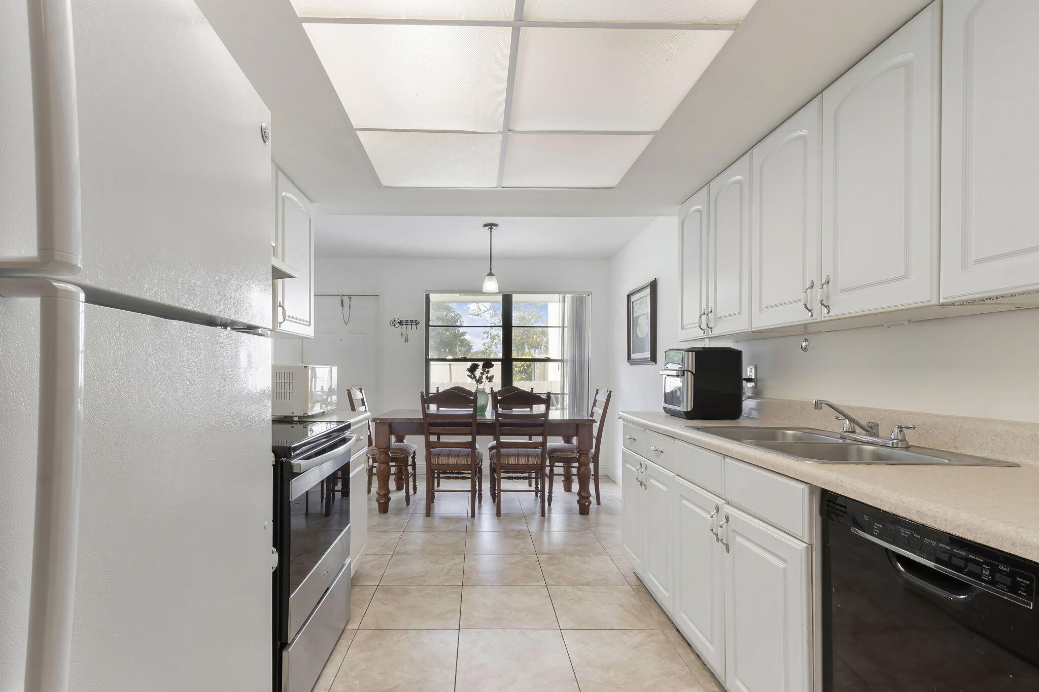 431 Lakes Boulevard 2132c