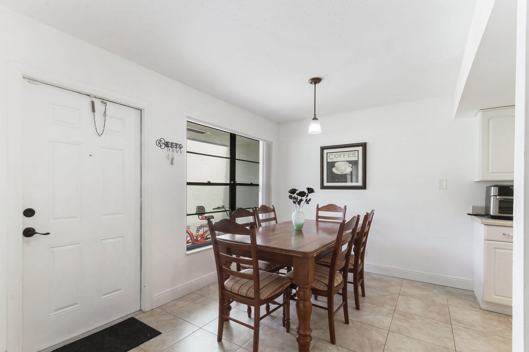 431 Lakes Boulevard 2132c