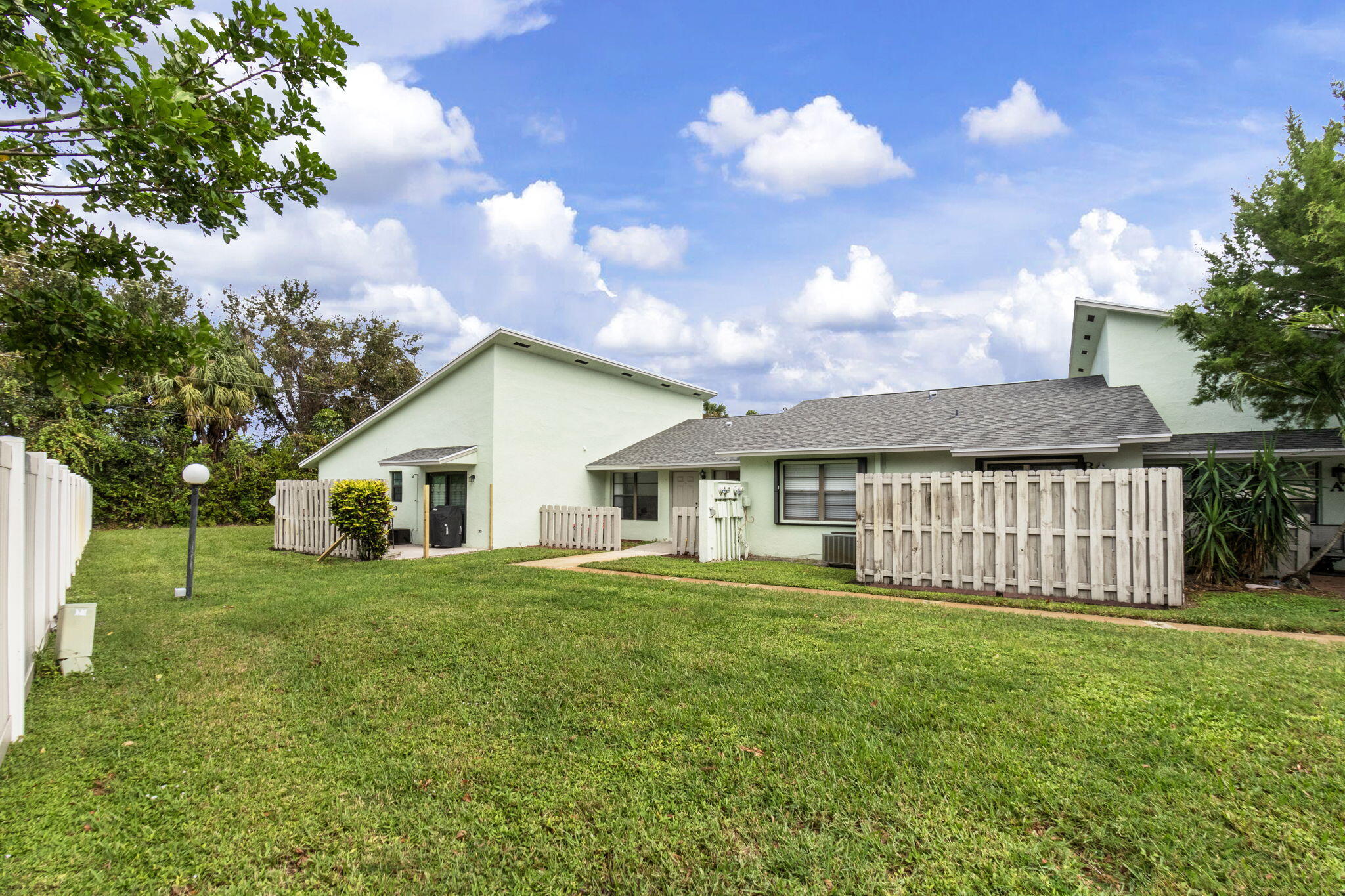 431 Lakes Boulevard 2132c
