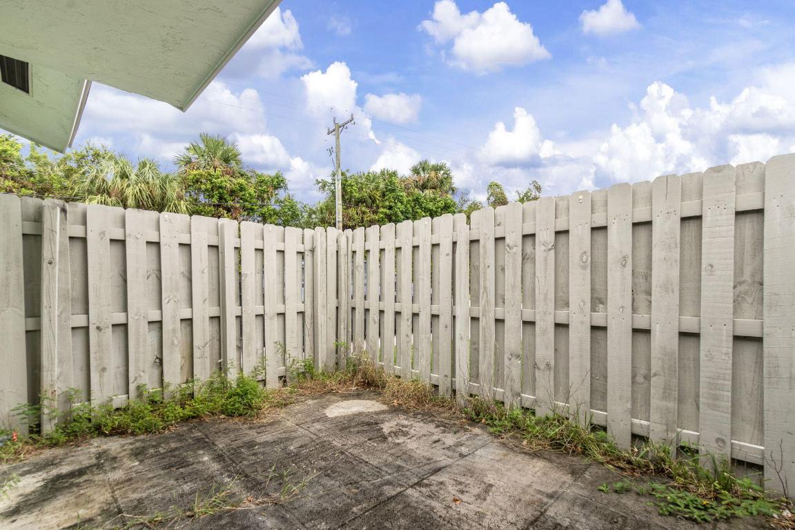 431 Lakes Boulevard 2132c