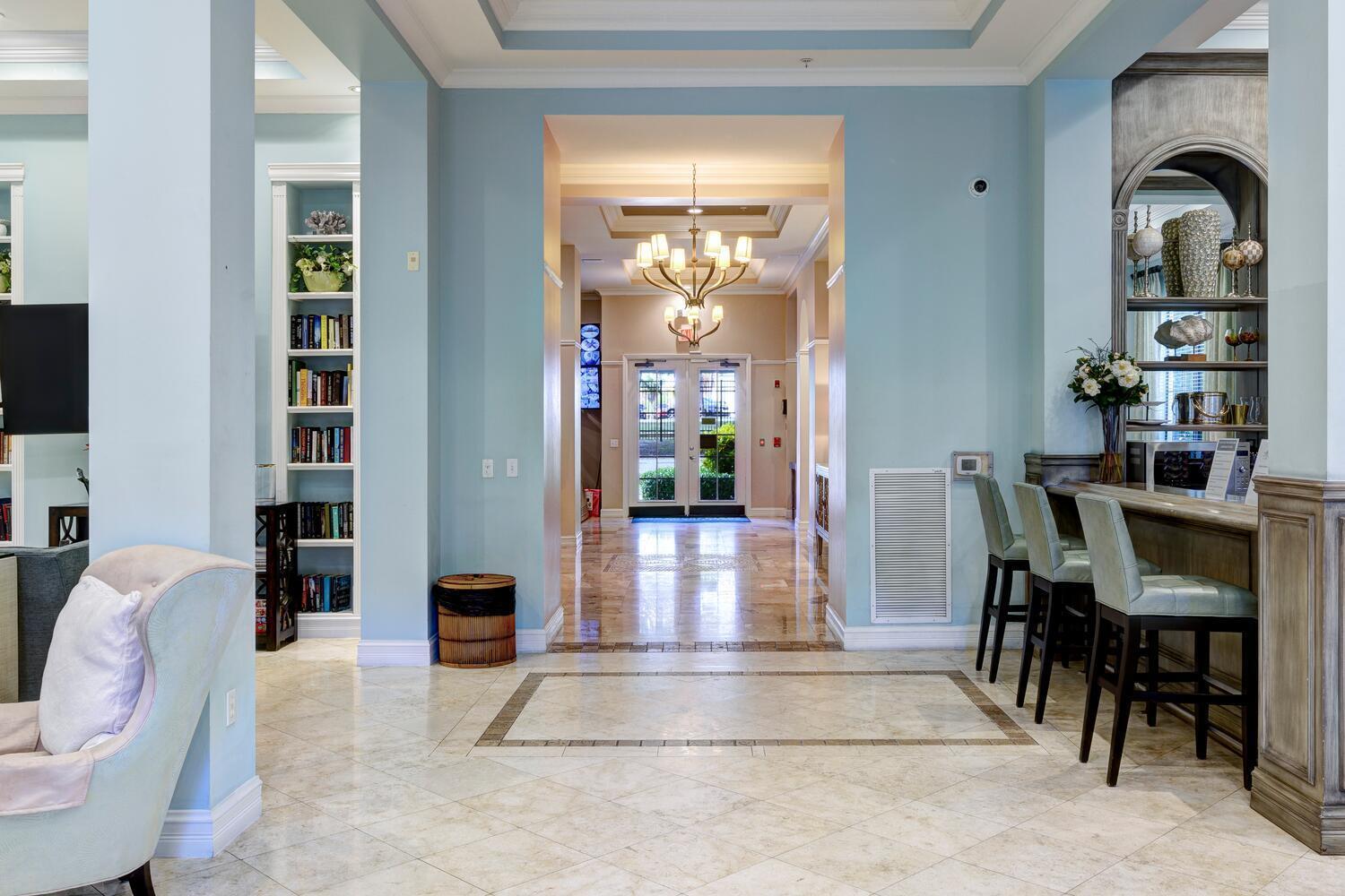 720 S Sapodilla Avenue 204