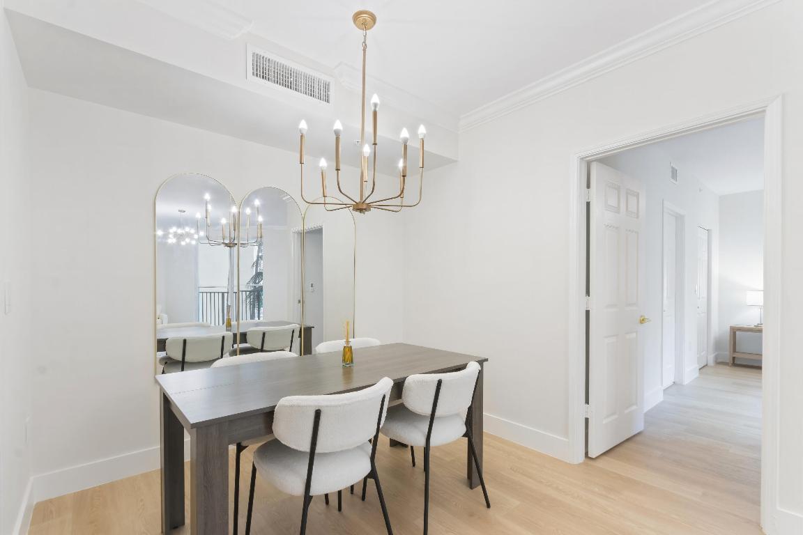 720 S Sapodilla Avenue 204