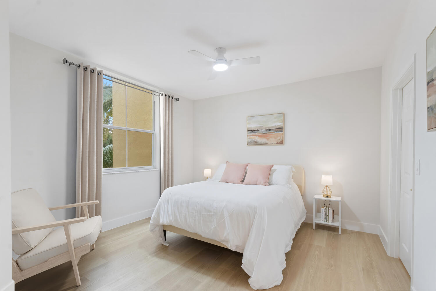 720 S Sapodilla Avenue 204