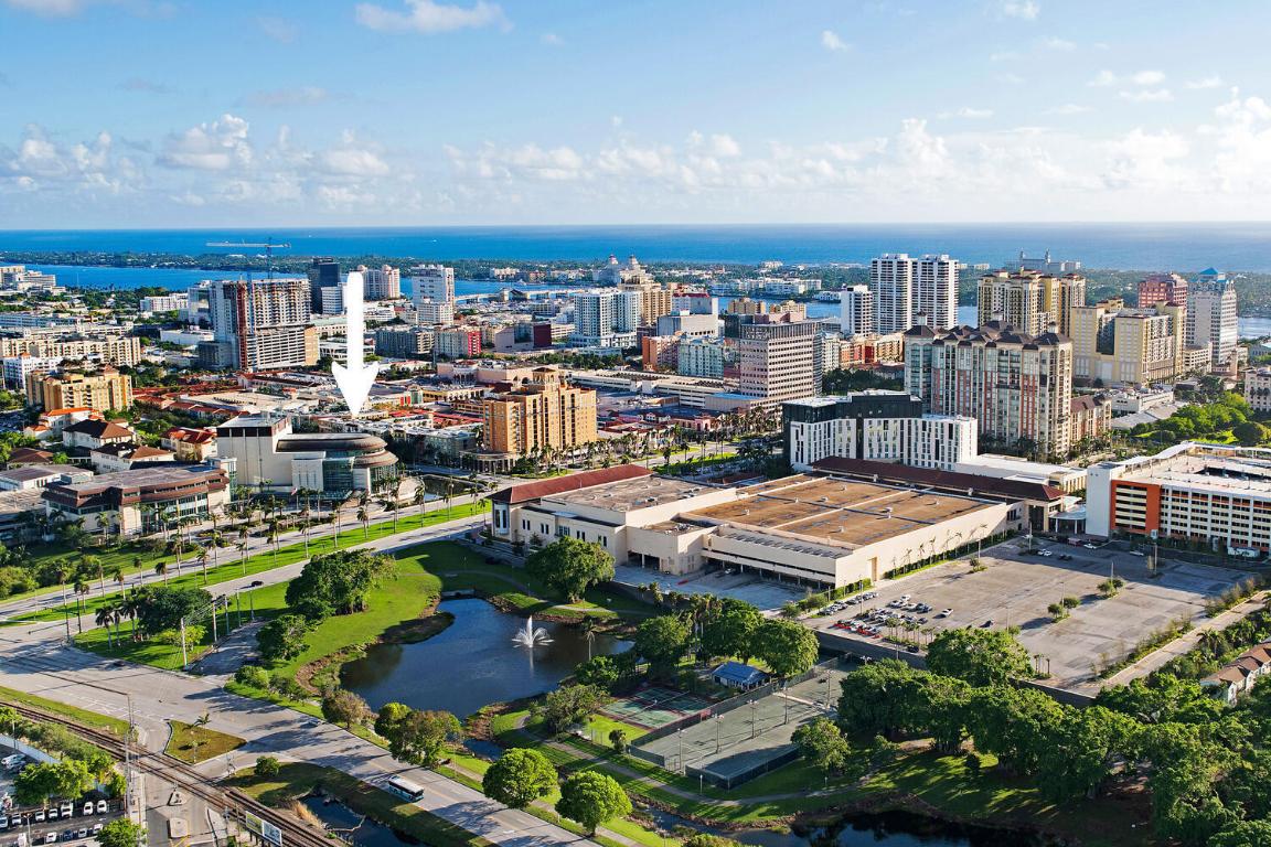 720 S Sapodilla Avenue 204