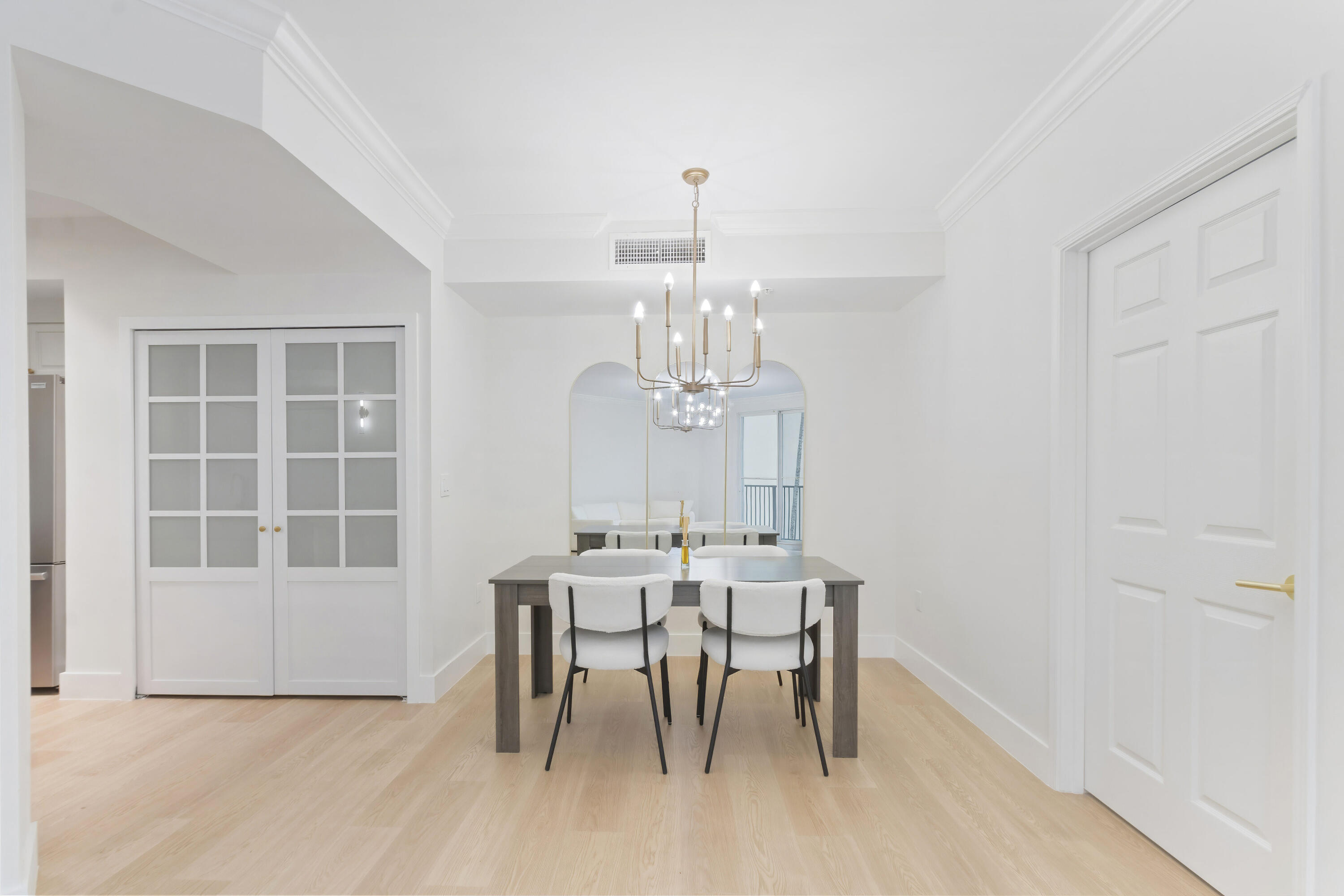 720 S Sapodilla Avenue 204