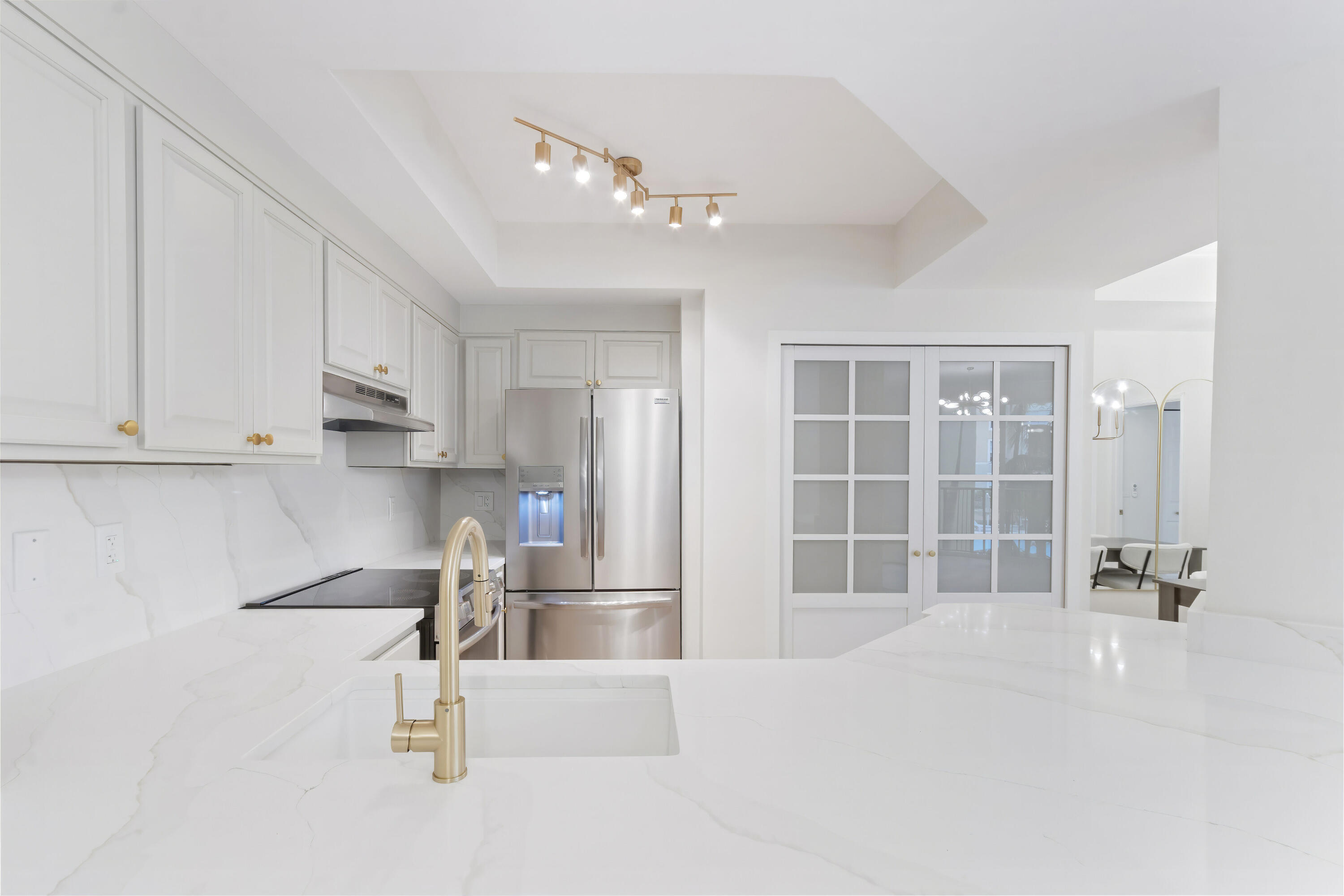 720 S Sapodilla Avenue 204