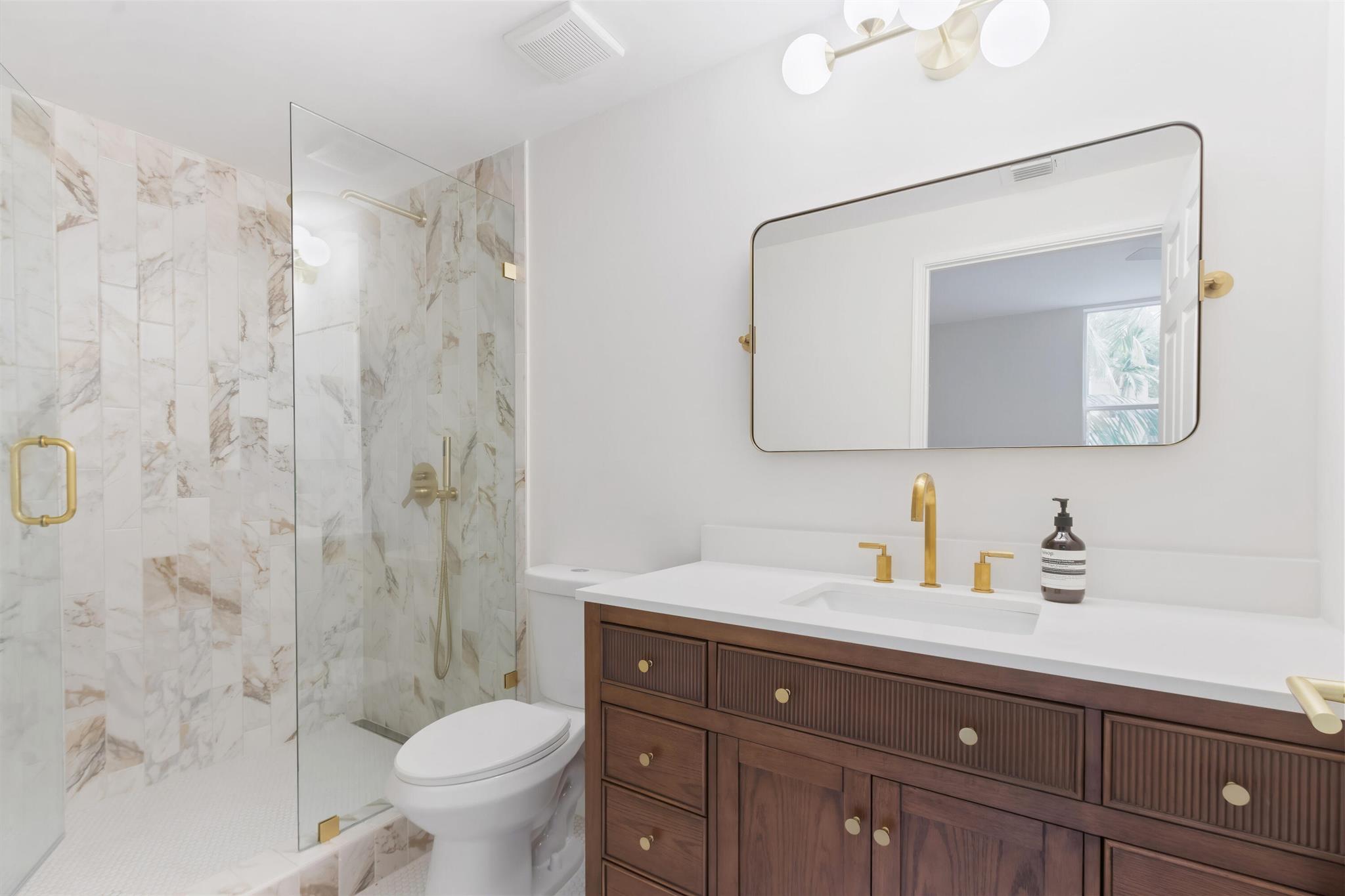 720 S Sapodilla Avenue 204
