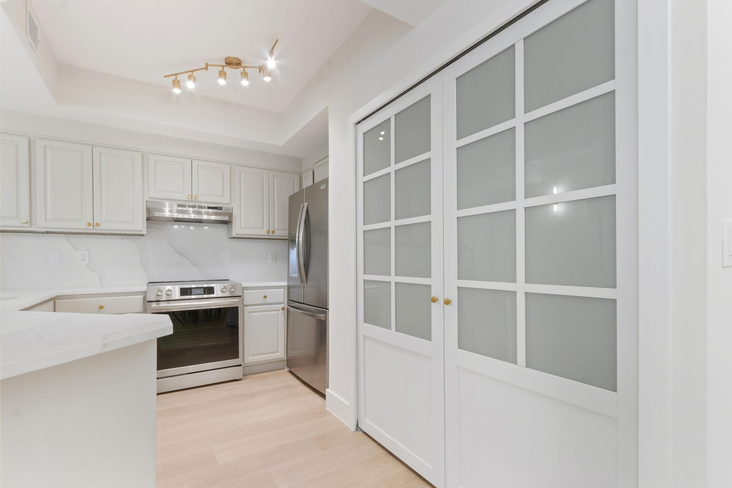 720 S Sapodilla Avenue 204