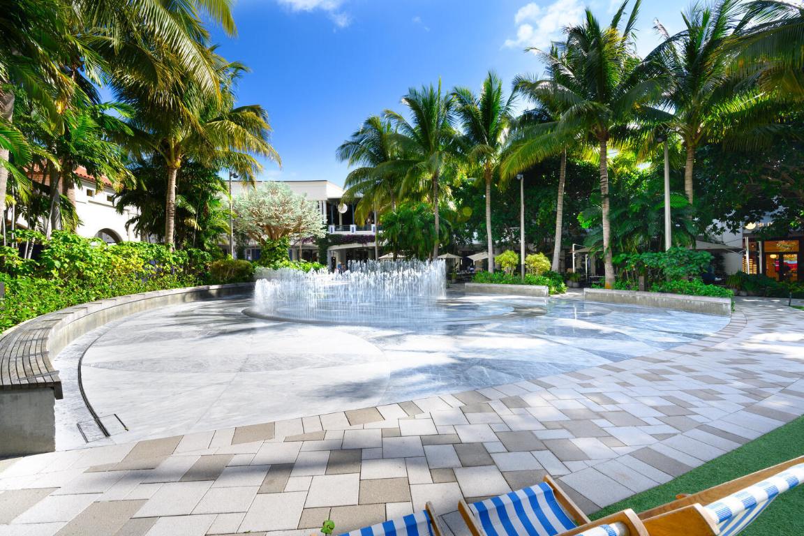 720 S Sapodilla Avenue 204