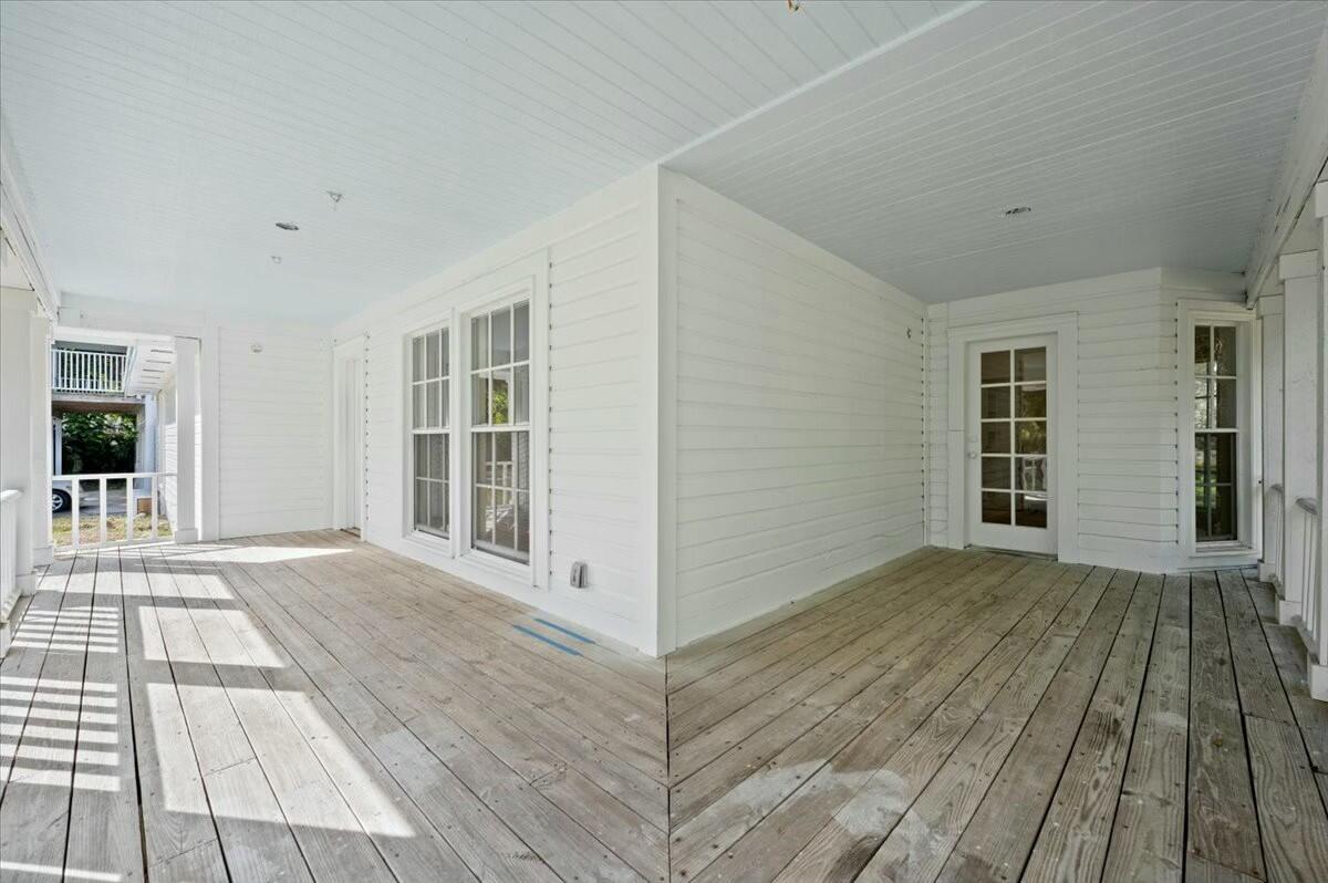 17647 112th Drive N