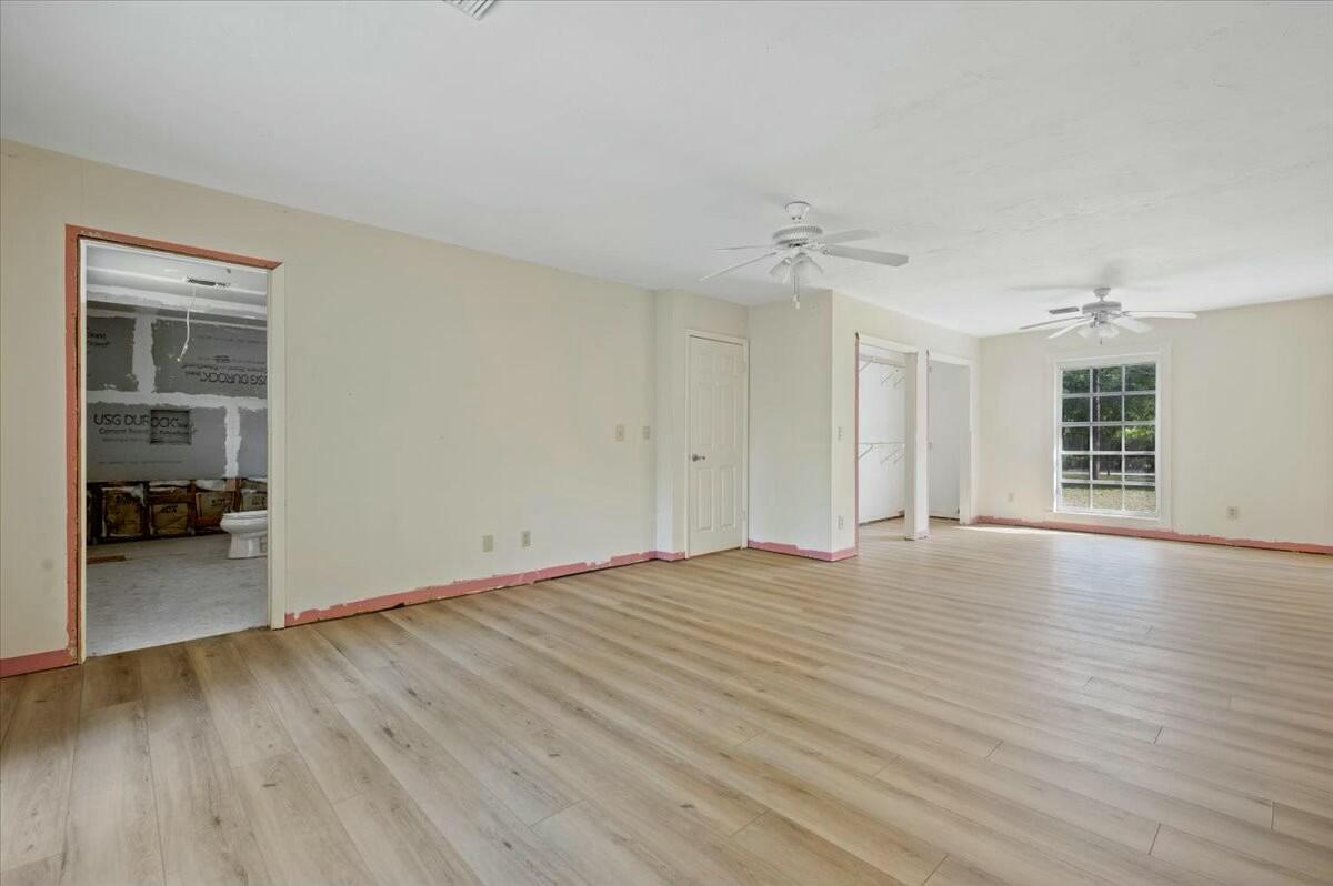 17647 112th Drive N