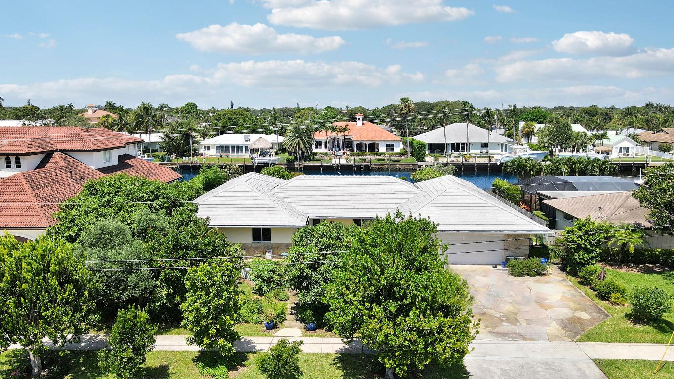 879 Country Club Drive