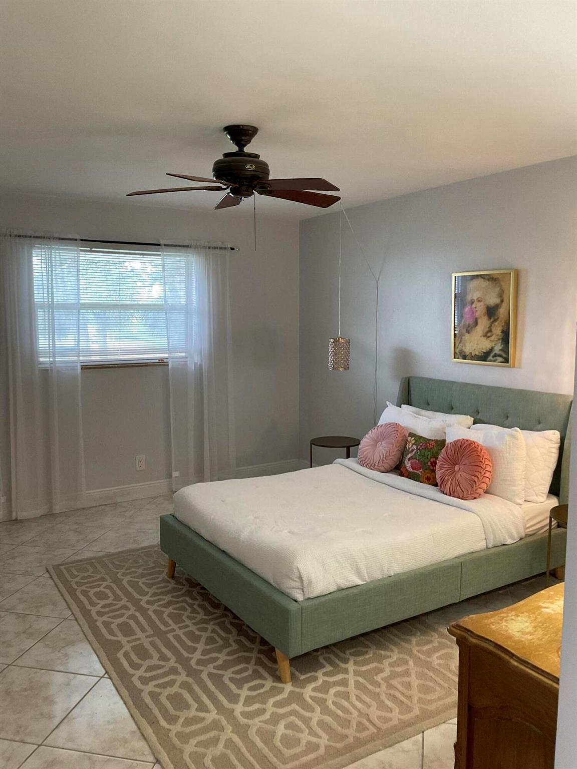 510 Prosperity Farms Road 8b