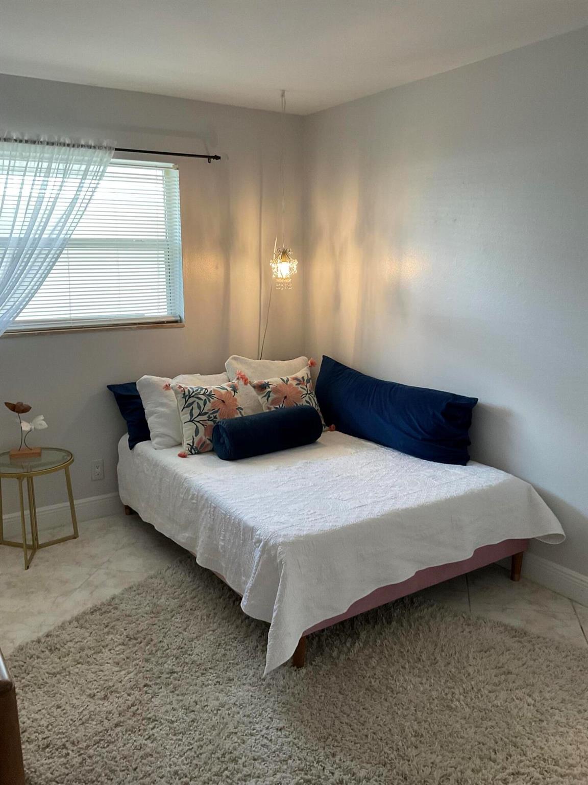 510 Prosperity Farms Road 8b