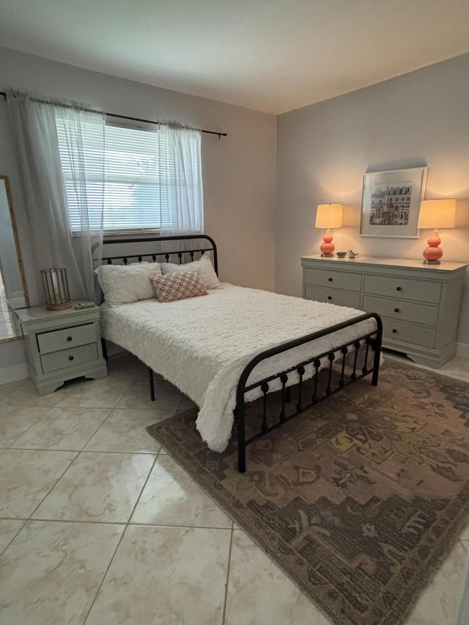 510 Prosperity Farms Road 8b