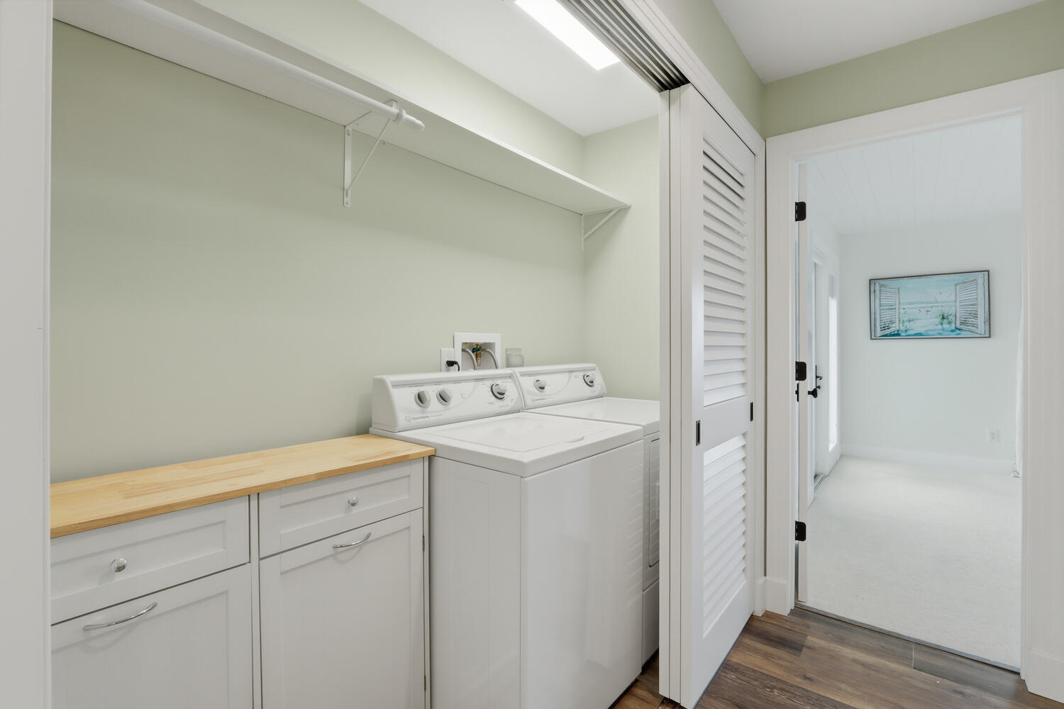 1031 SE Macarthur Boulevard