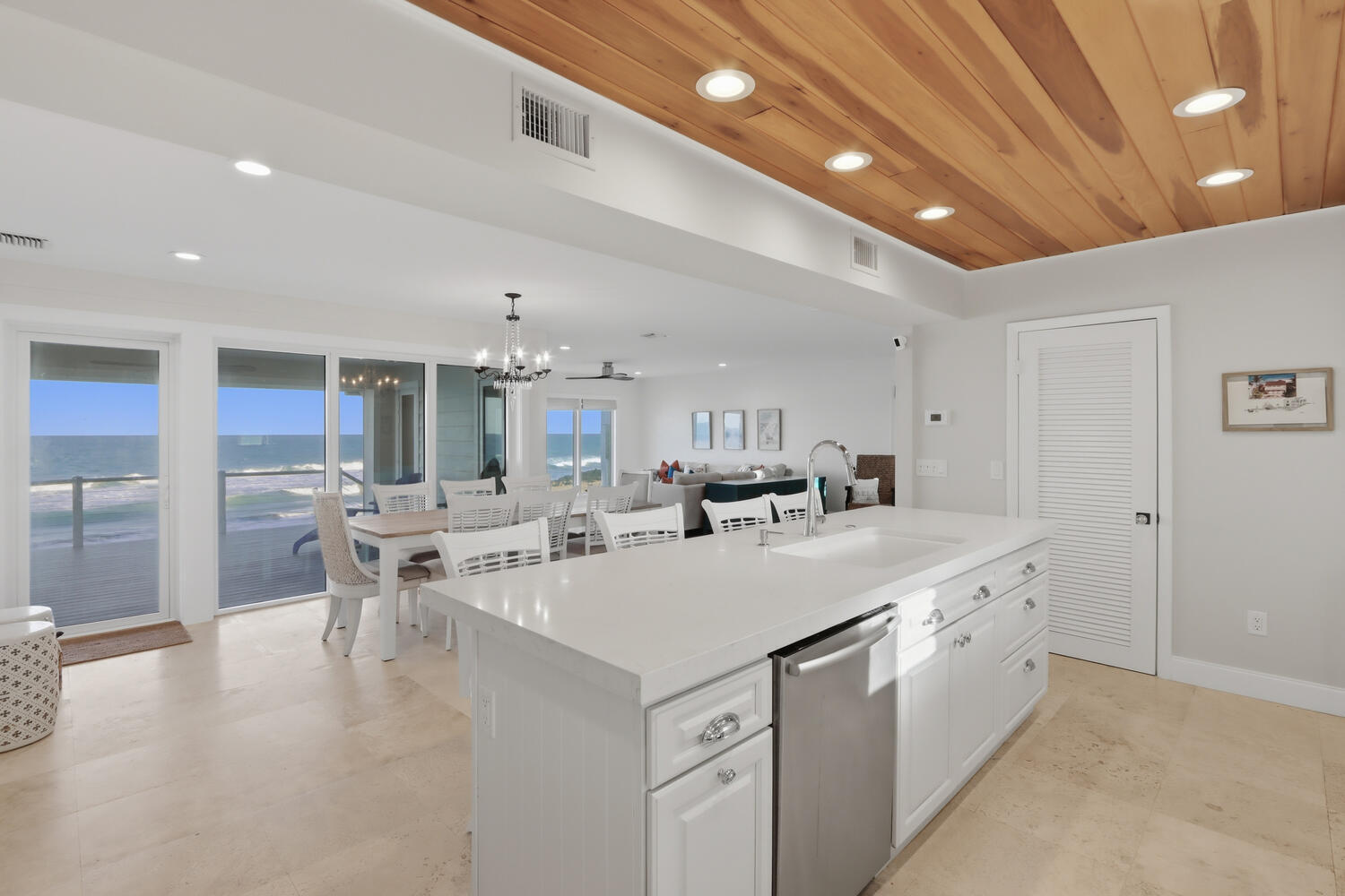 1031 SE Macarthur Boulevard