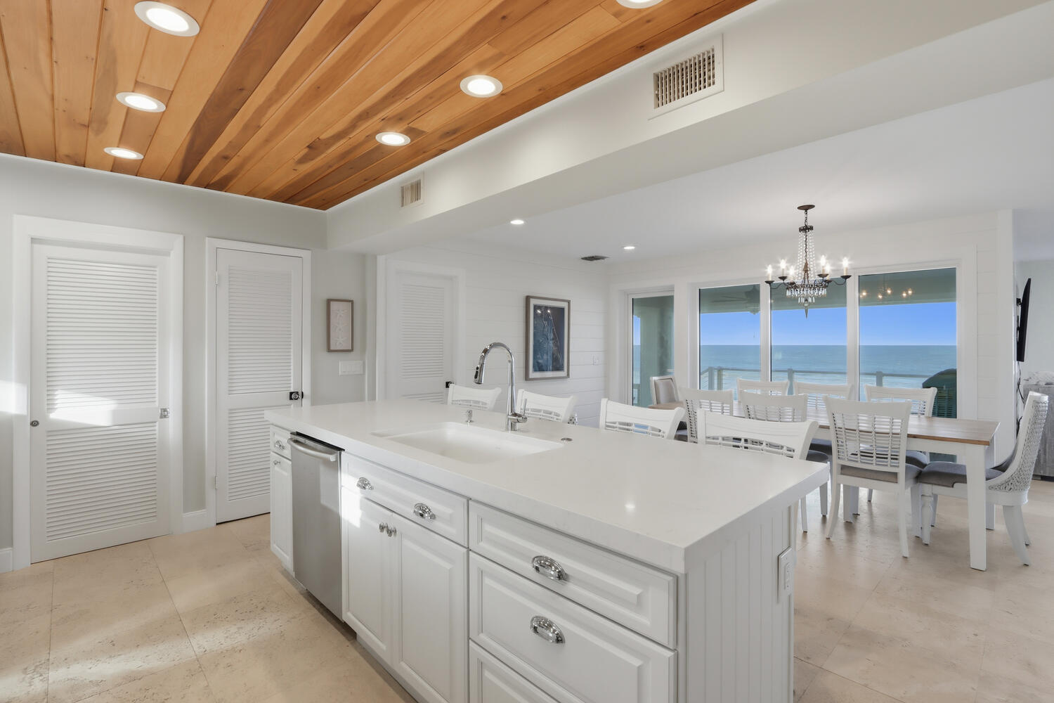 1031 SE Macarthur Boulevard