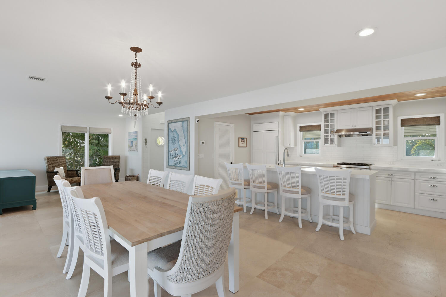 1031 SE Macarthur Boulevard