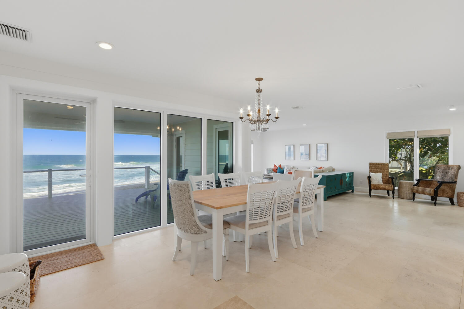 1031 SE Macarthur Boulevard