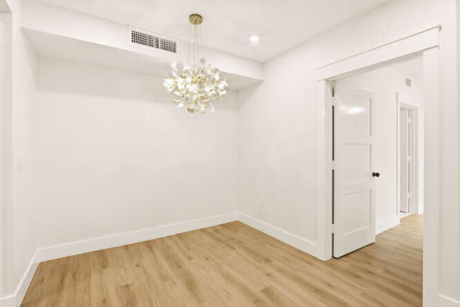 720 S Sapodilla Avenue 304