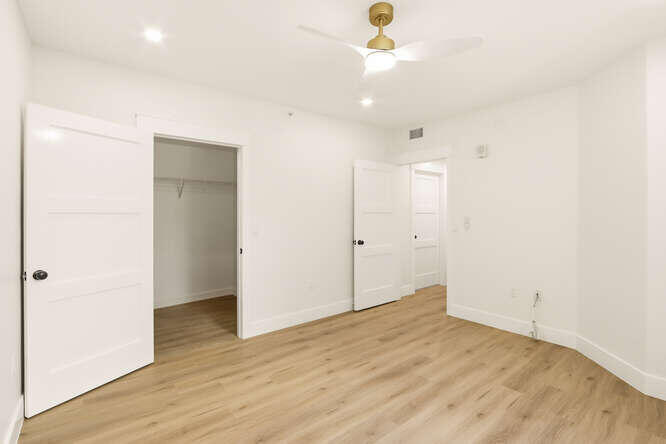 720 S Sapodilla Avenue 304