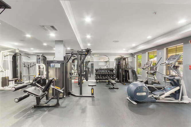 720 S Sapodilla Avenue 304