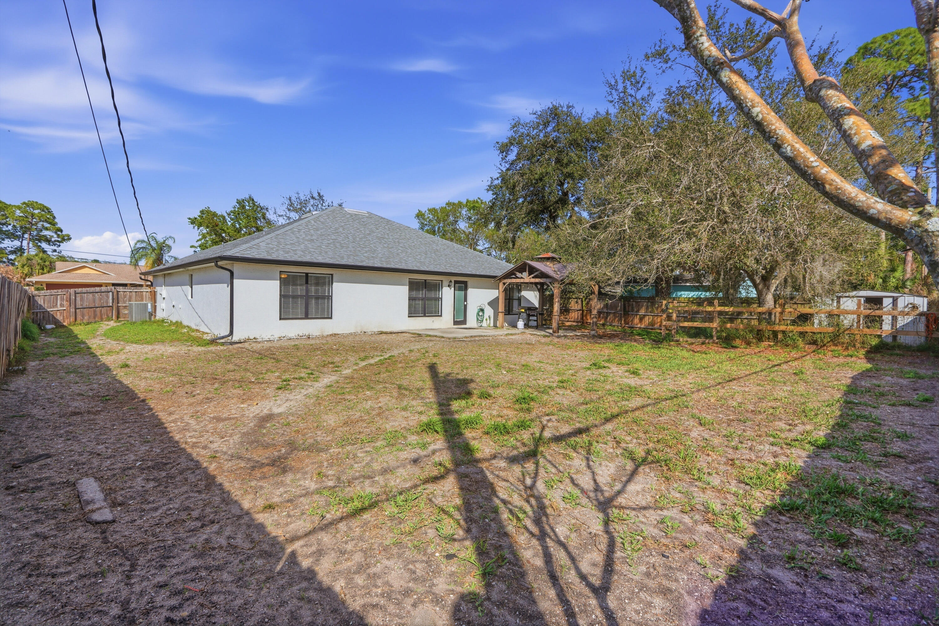 1818 SW Notre Dame Avenue, Port St. Lucie