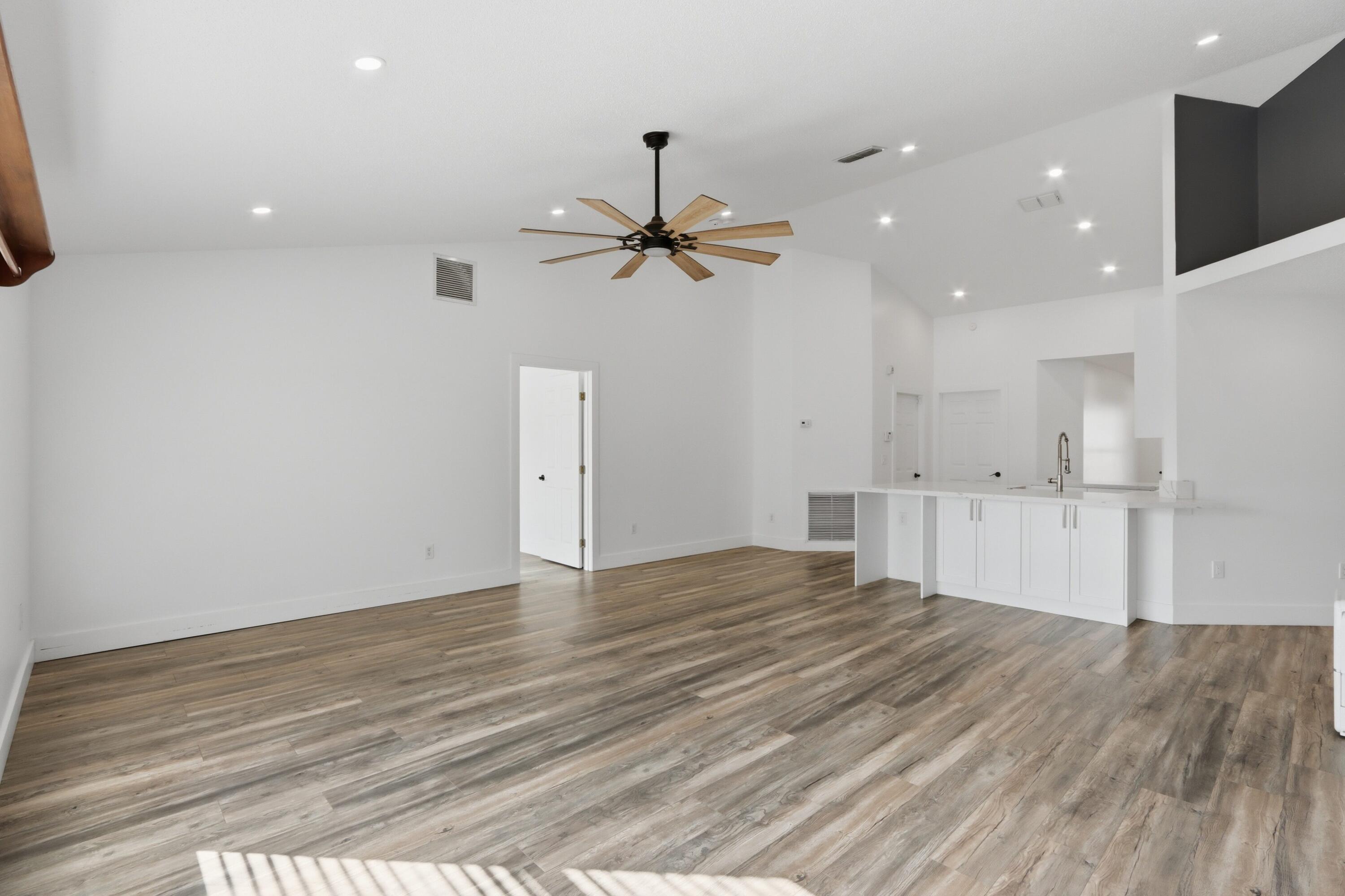 1818 SW Notre Dame Avenue, Port St. Lucie