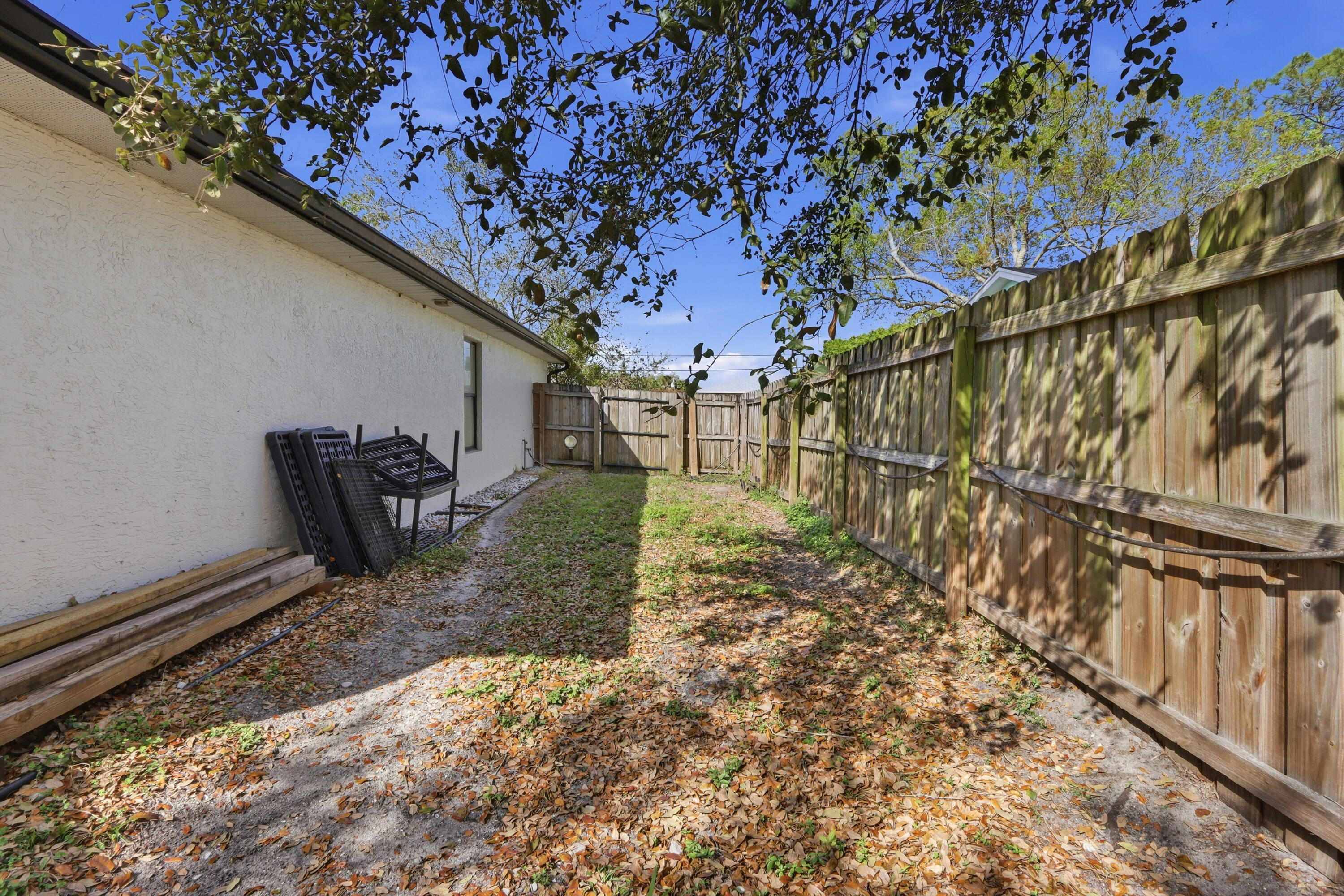 1818 SW Notre Dame Avenue, Port St. Lucie