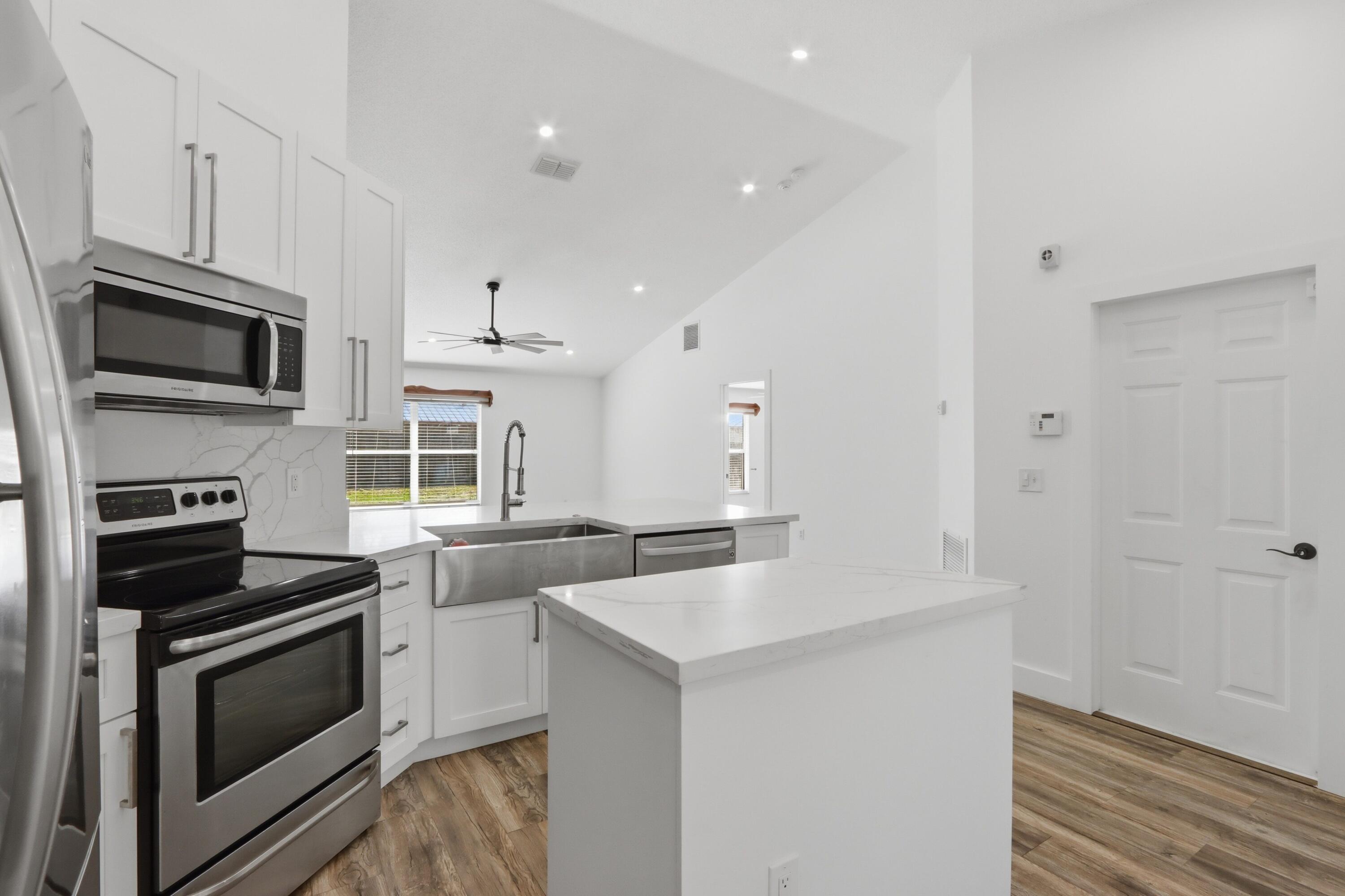 1818 SW Notre Dame Avenue, Port St. Lucie