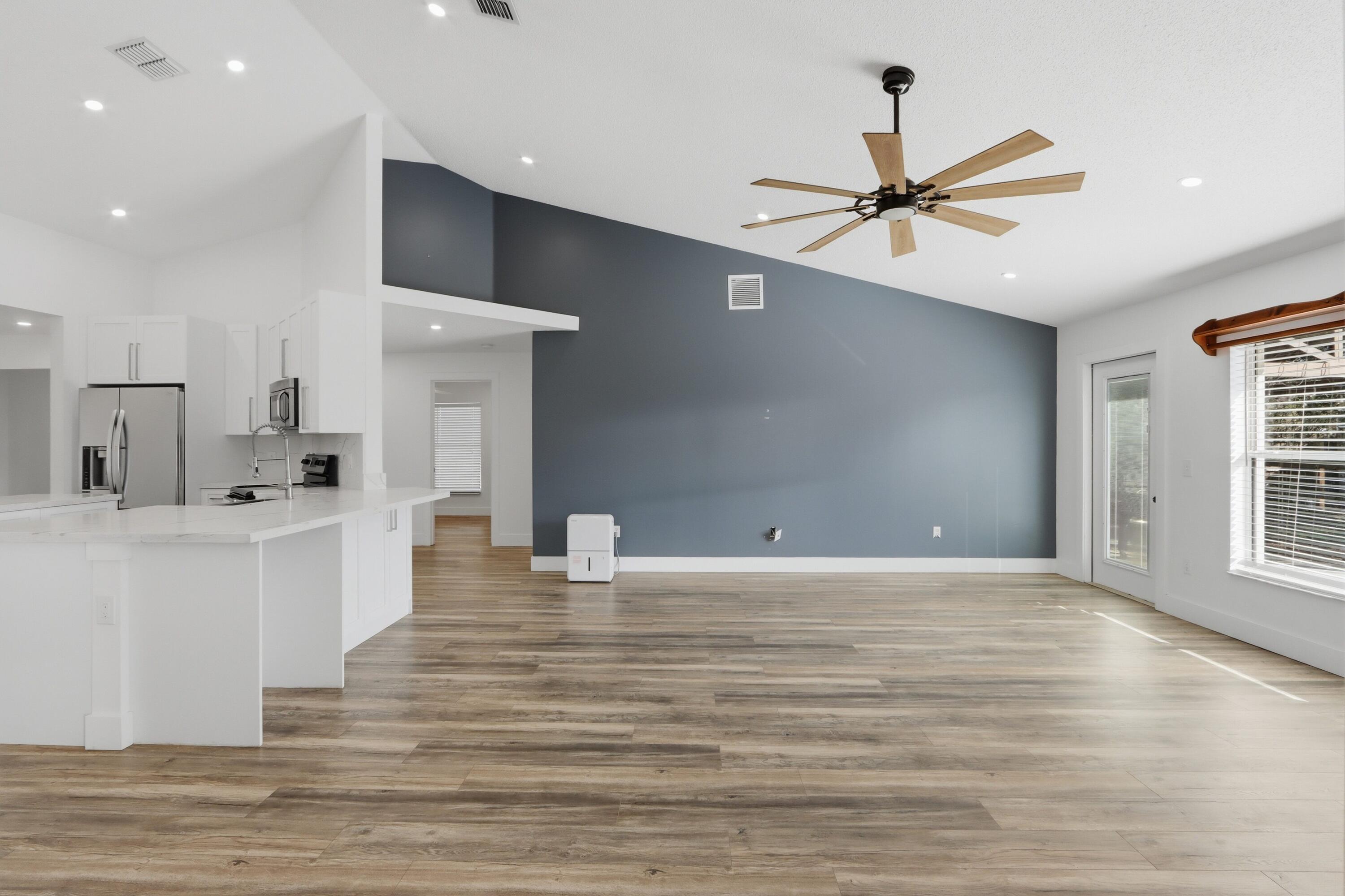 1818 SW Notre Dame Avenue, Port St. Lucie