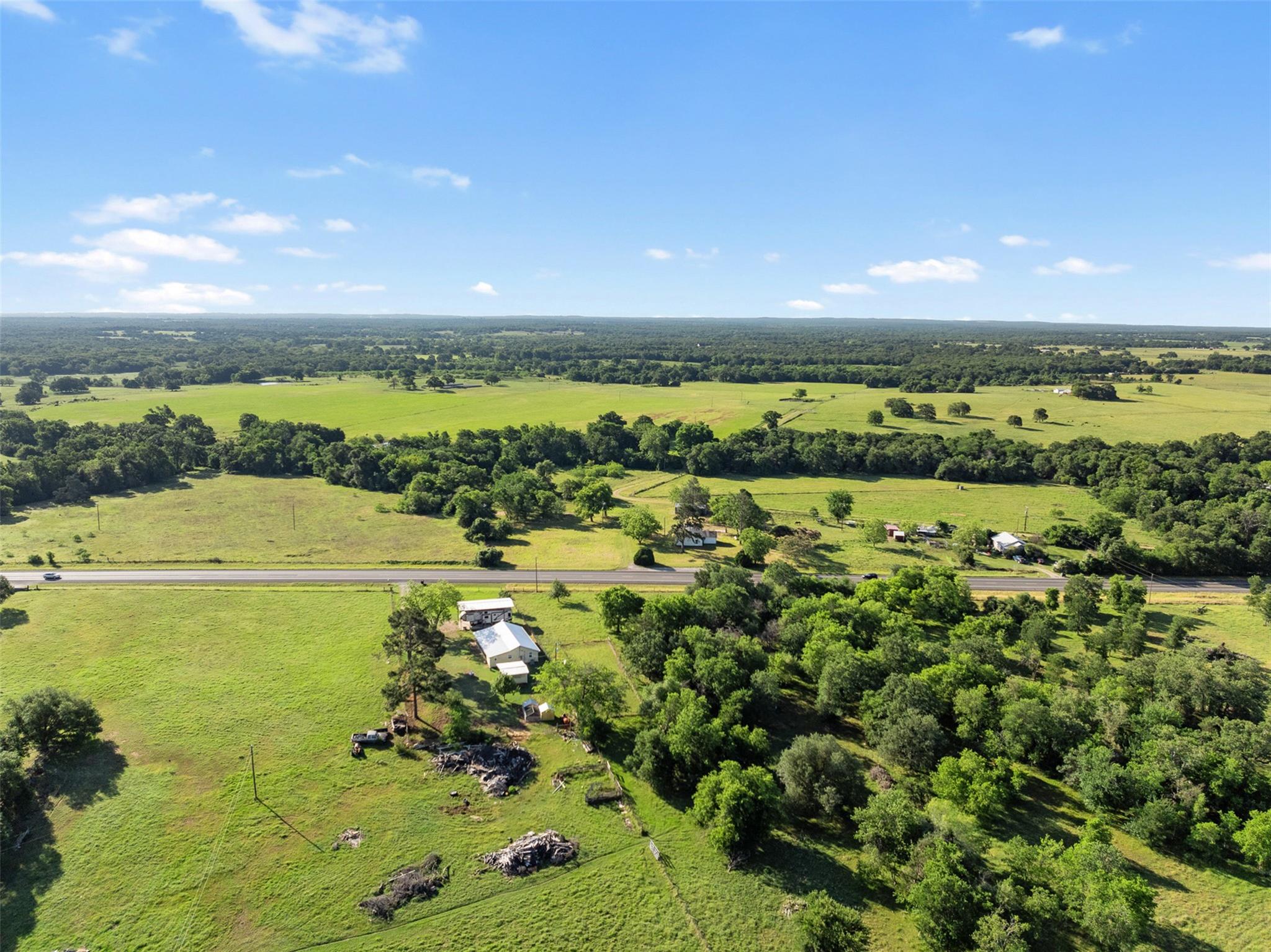 3009 S Highway 77