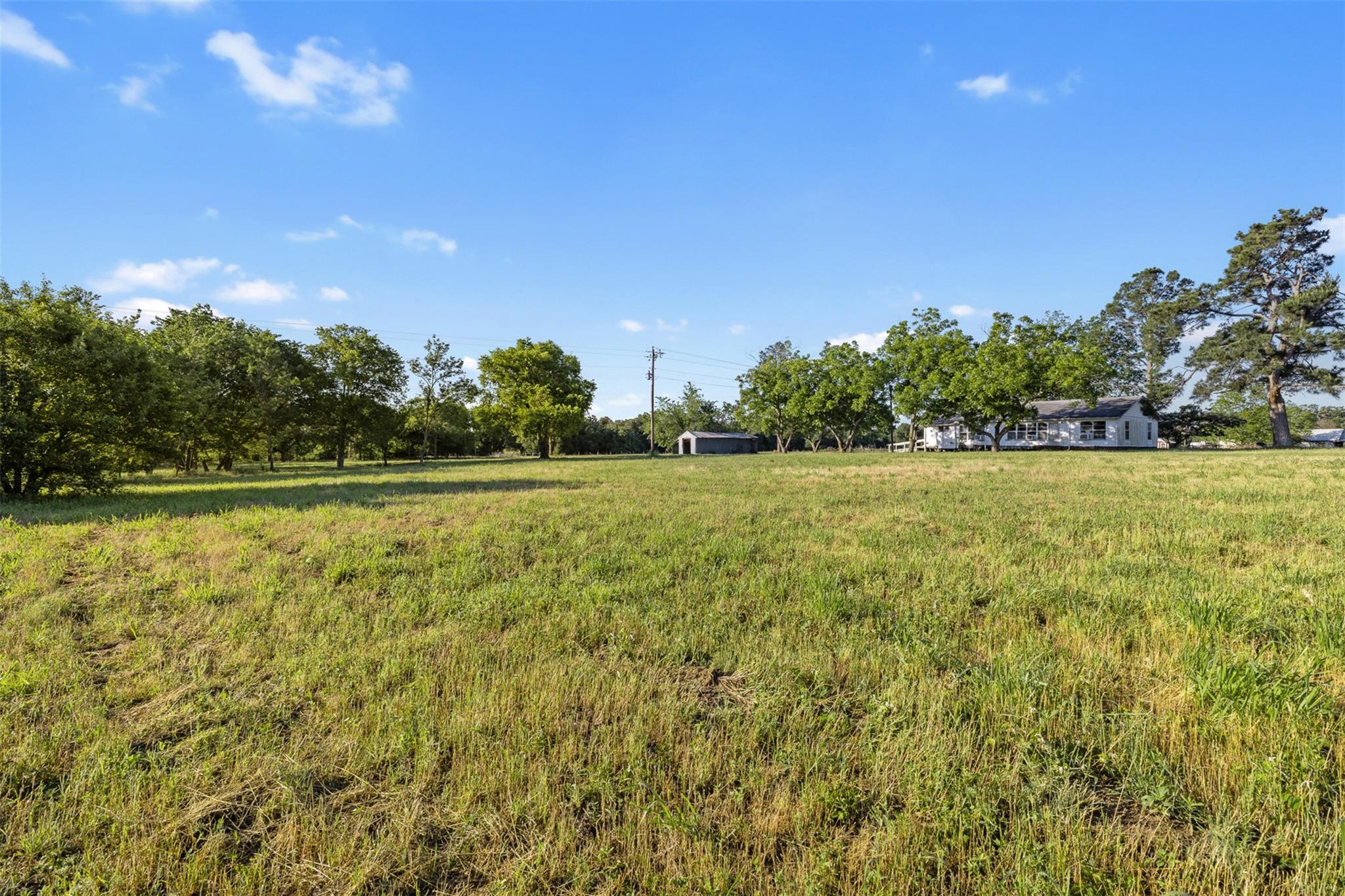 3009 S Highway 77