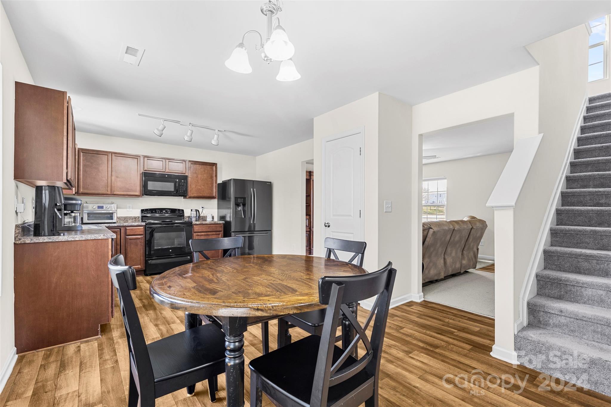 109 Berrybeth Circle