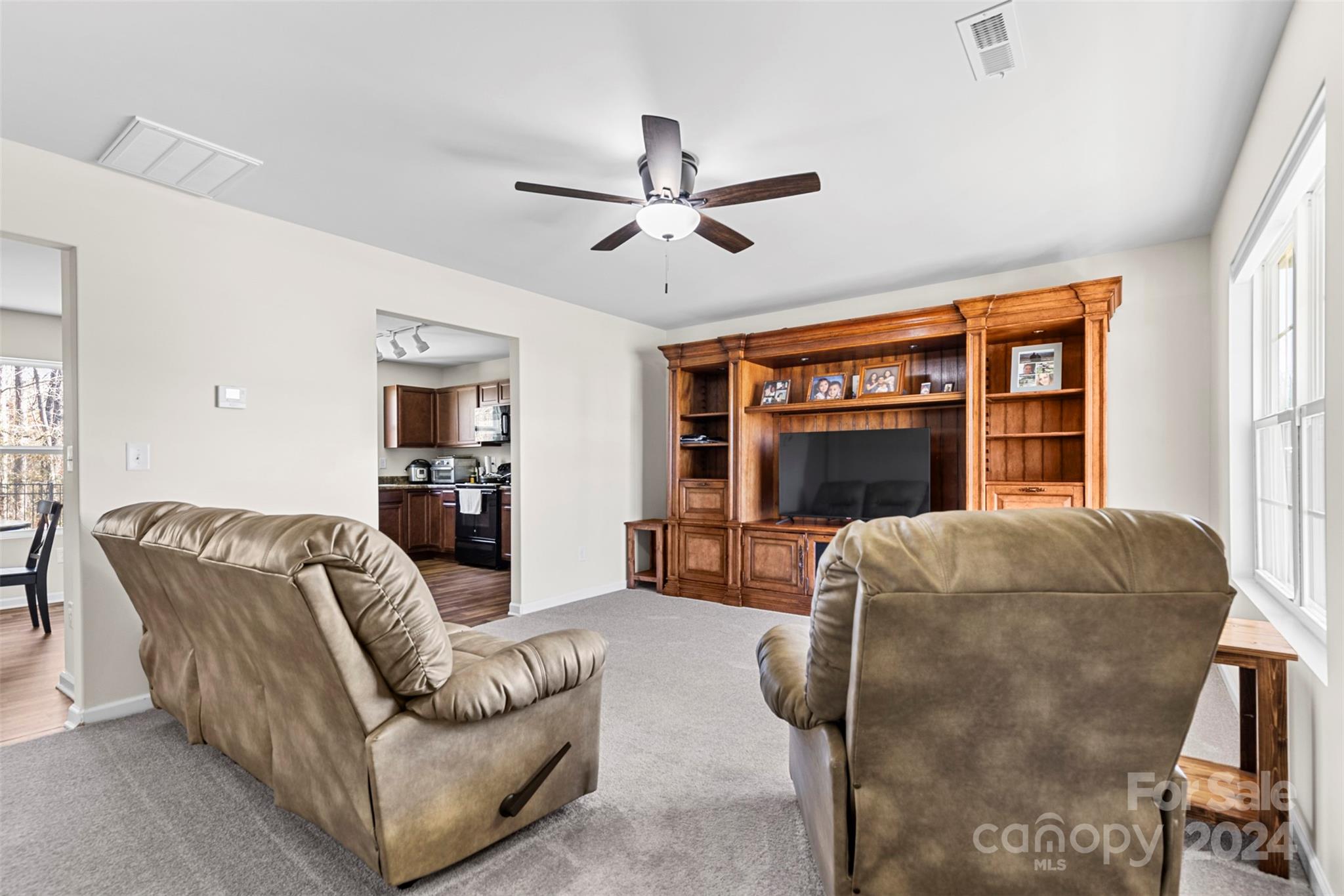 109 Berrybeth Circle